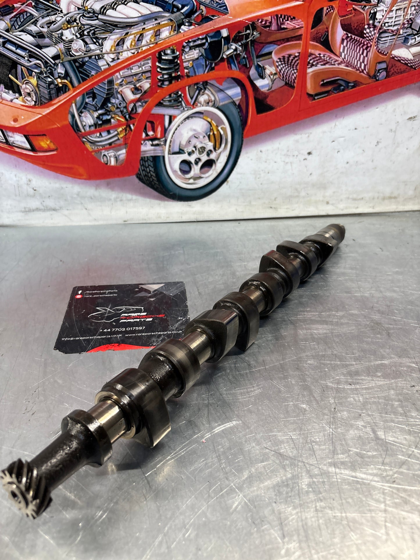 Porsche 924 / 924 Turbo chamshaft 046109021 used