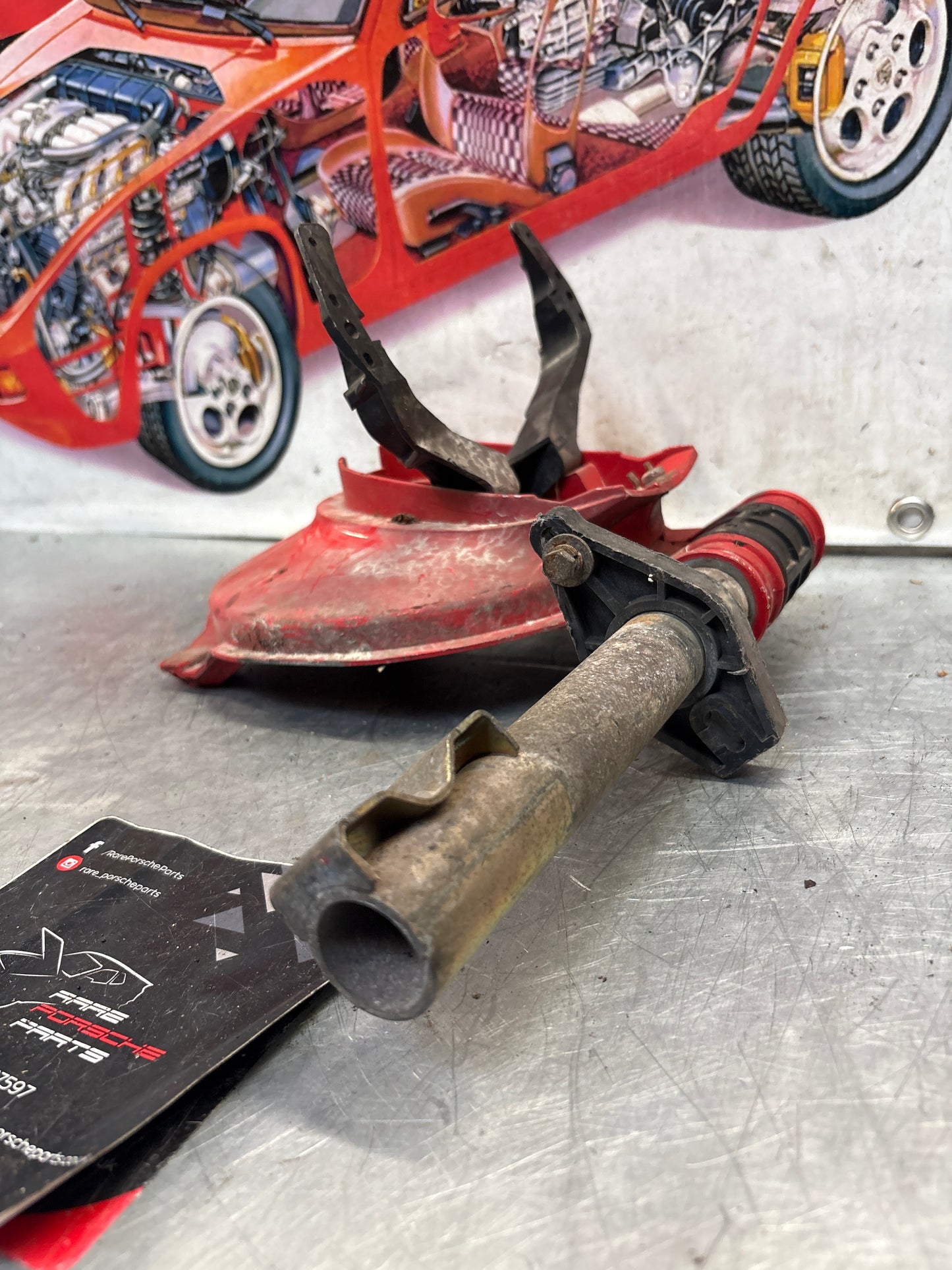 Porsche 928 right headlight swivel frame 92875024902 92875024302 used