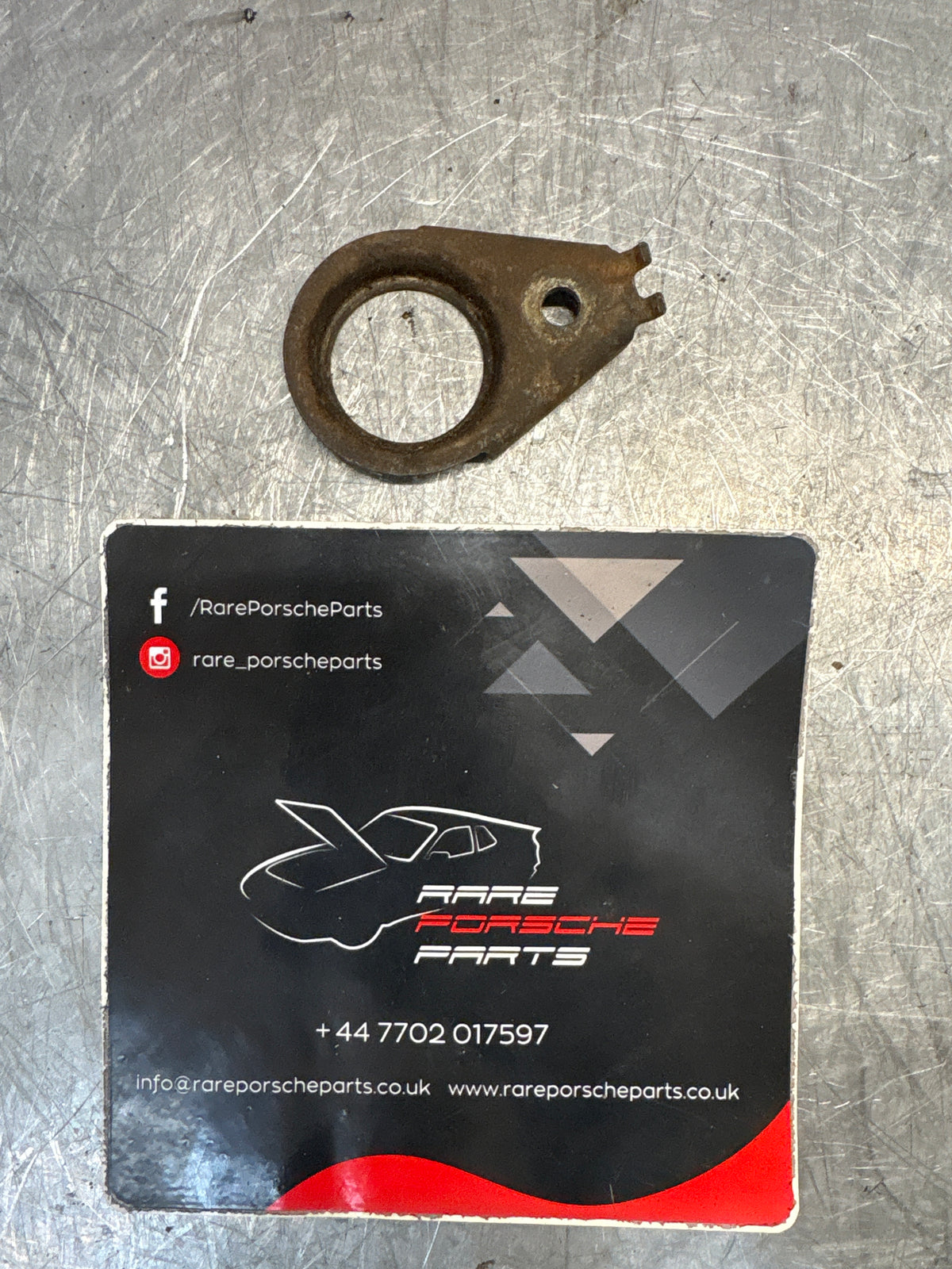 Porsche 928 valve housing pressure plate, used 022133271