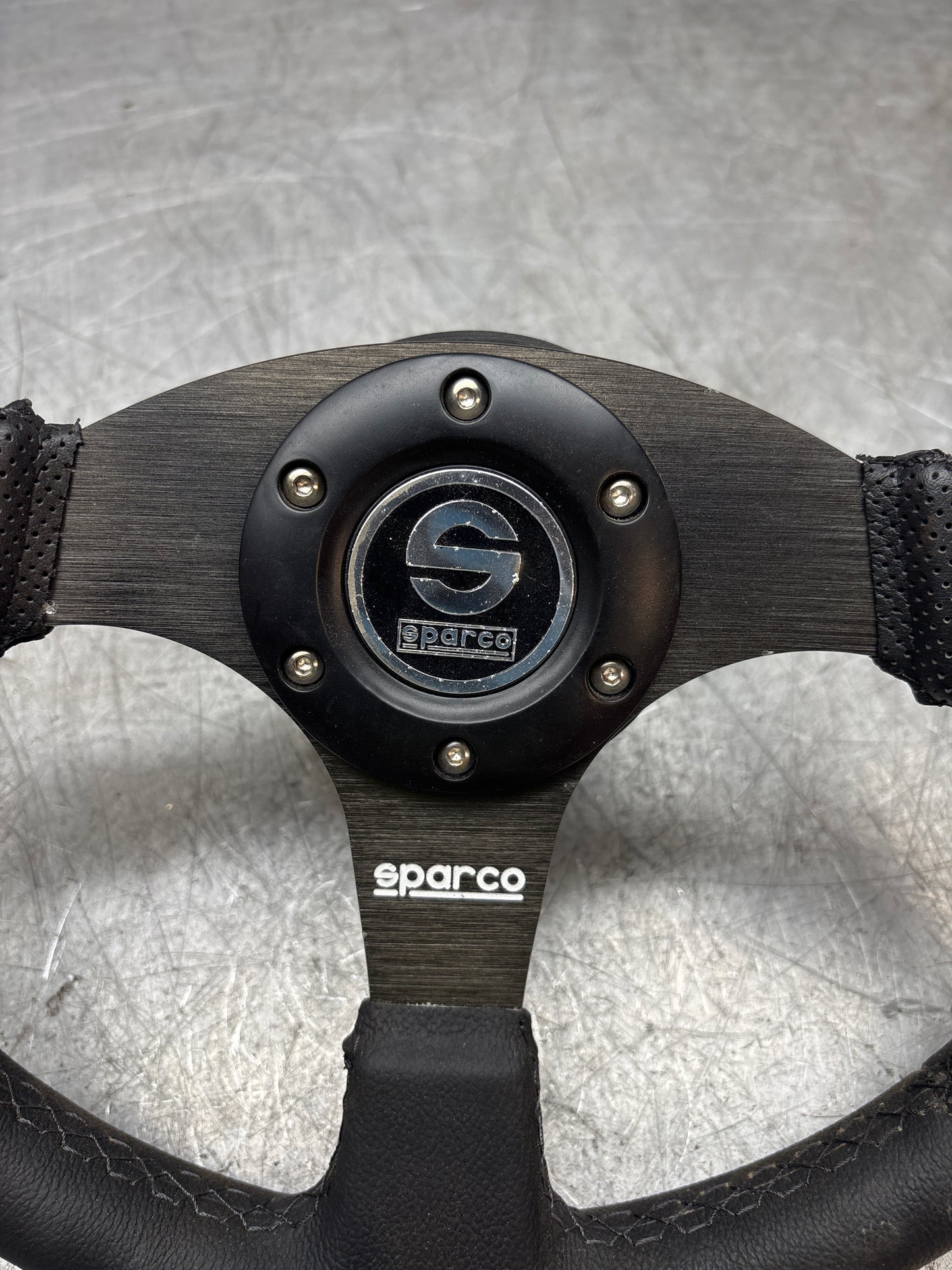 Sparco Steering wheel from Porsche 924 944 with hub, new