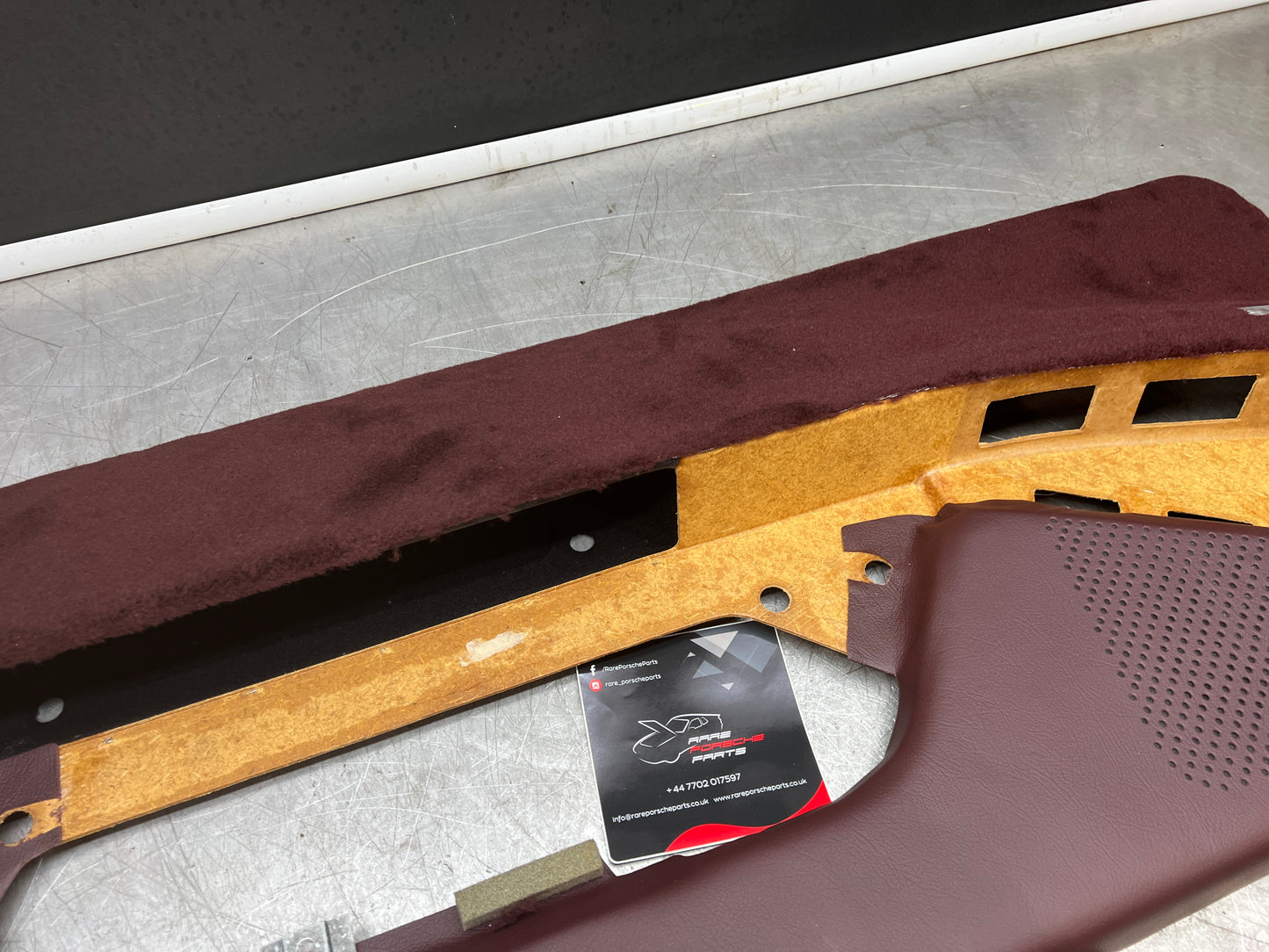 Porsche 928 Right side door card, burgundy, 92855522600 NOS
