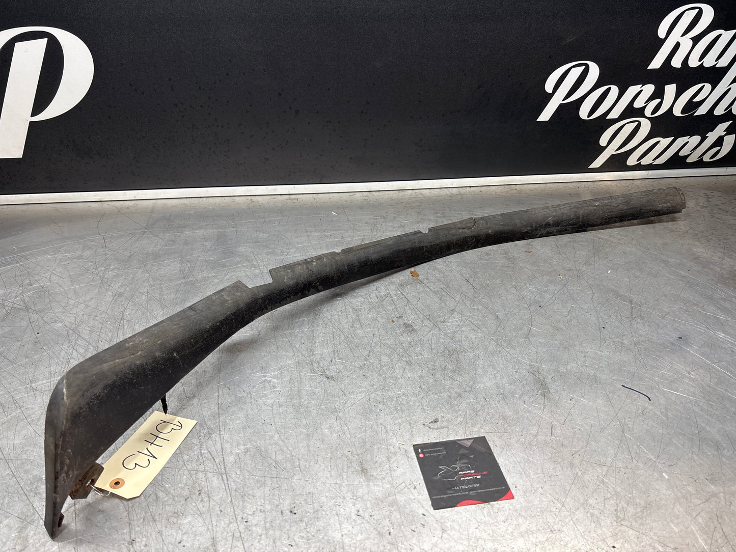 Porsche 944 lower door sill trim molding left side, used 95155919500 spares or repair