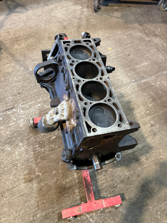 Porsche 924 2.0 8V 125HP engine short block with sump, XJ only 124K miles, tested, used