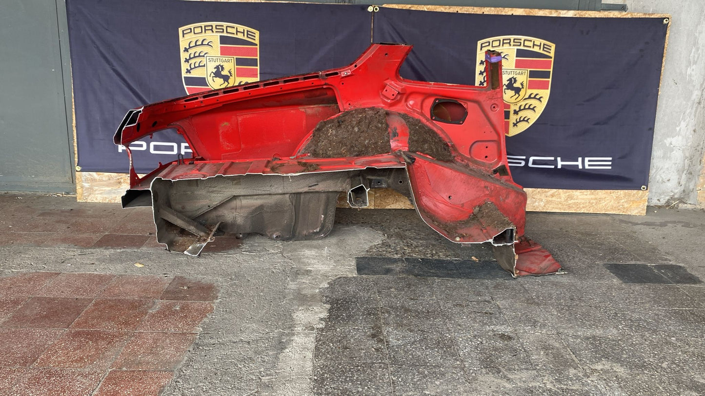 Porsche 944 left side cut, rear fender, 94450390303