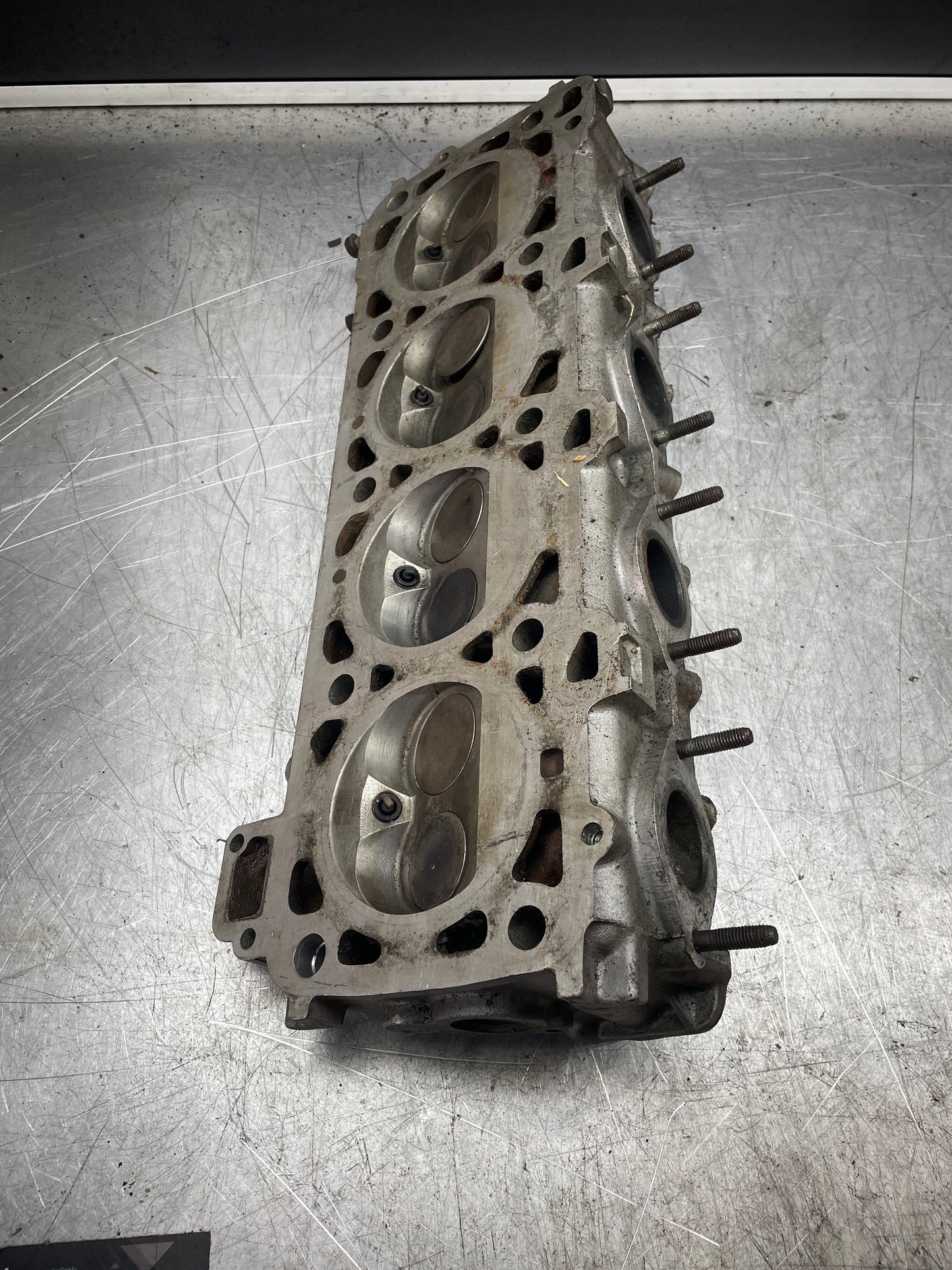 Porsche 944 8V Cylinder head, used 9441043036R