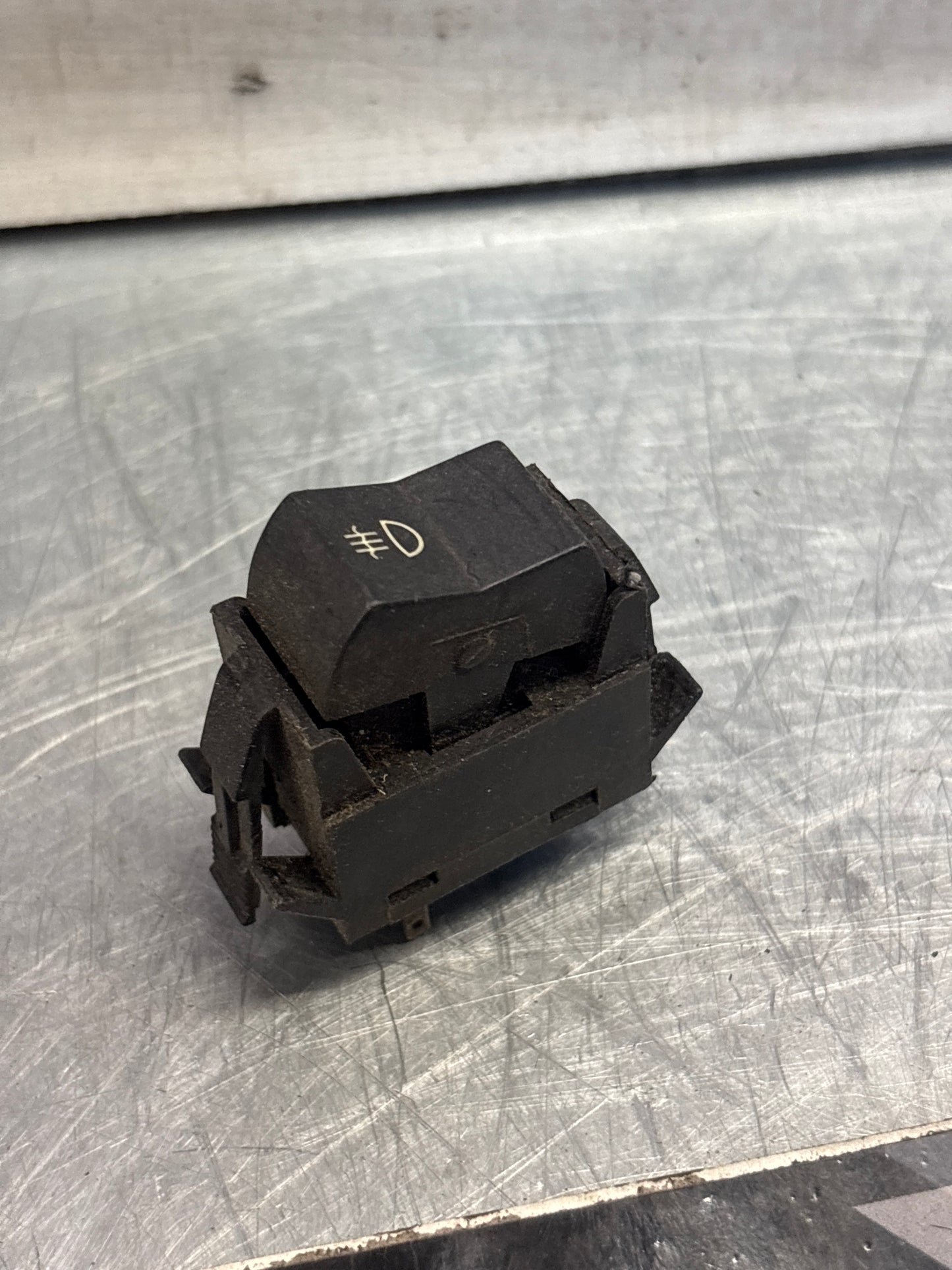 Porsche 924 rear fog light switch, used 477941536