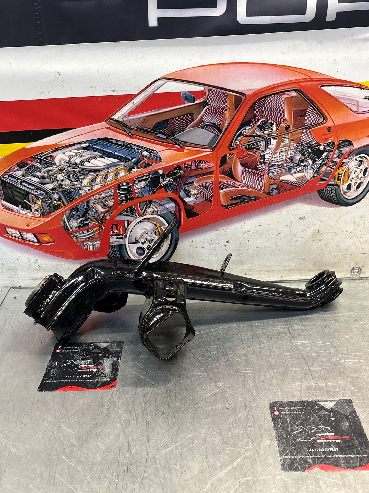 Porsche 924 944  -85.5 Rear right trailing arm,  refurbished 94433102200