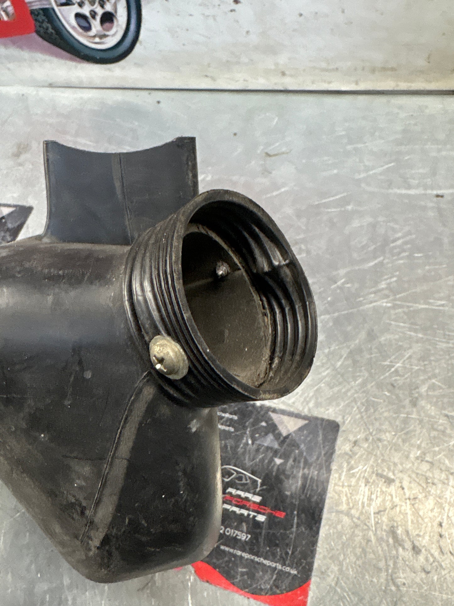 Porsche 924 mixing chamber, used 477820361