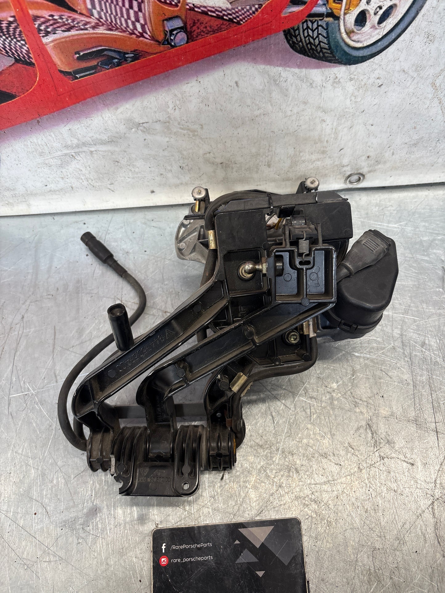 Porsche 968 right headlight swivel frame, for spares or repair 94475057200 / 94475057400 / 94475037800