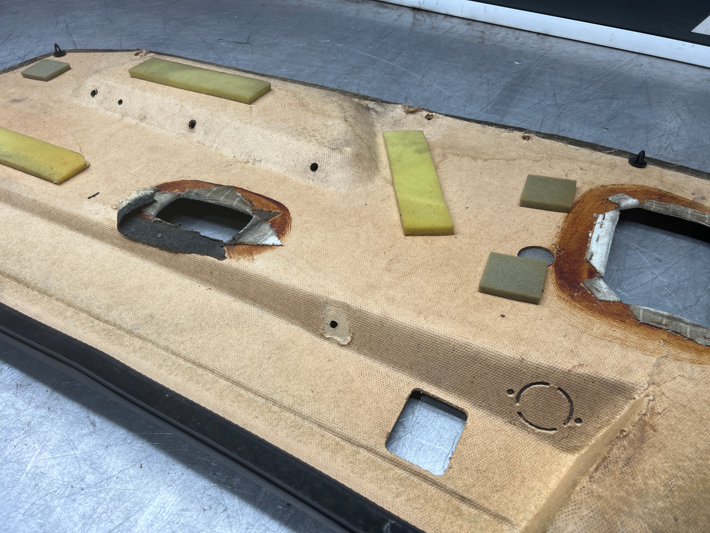 Porsche 924/944 early Porsche brown / white pinstripe door card used condition left side, Rhd, 478867011