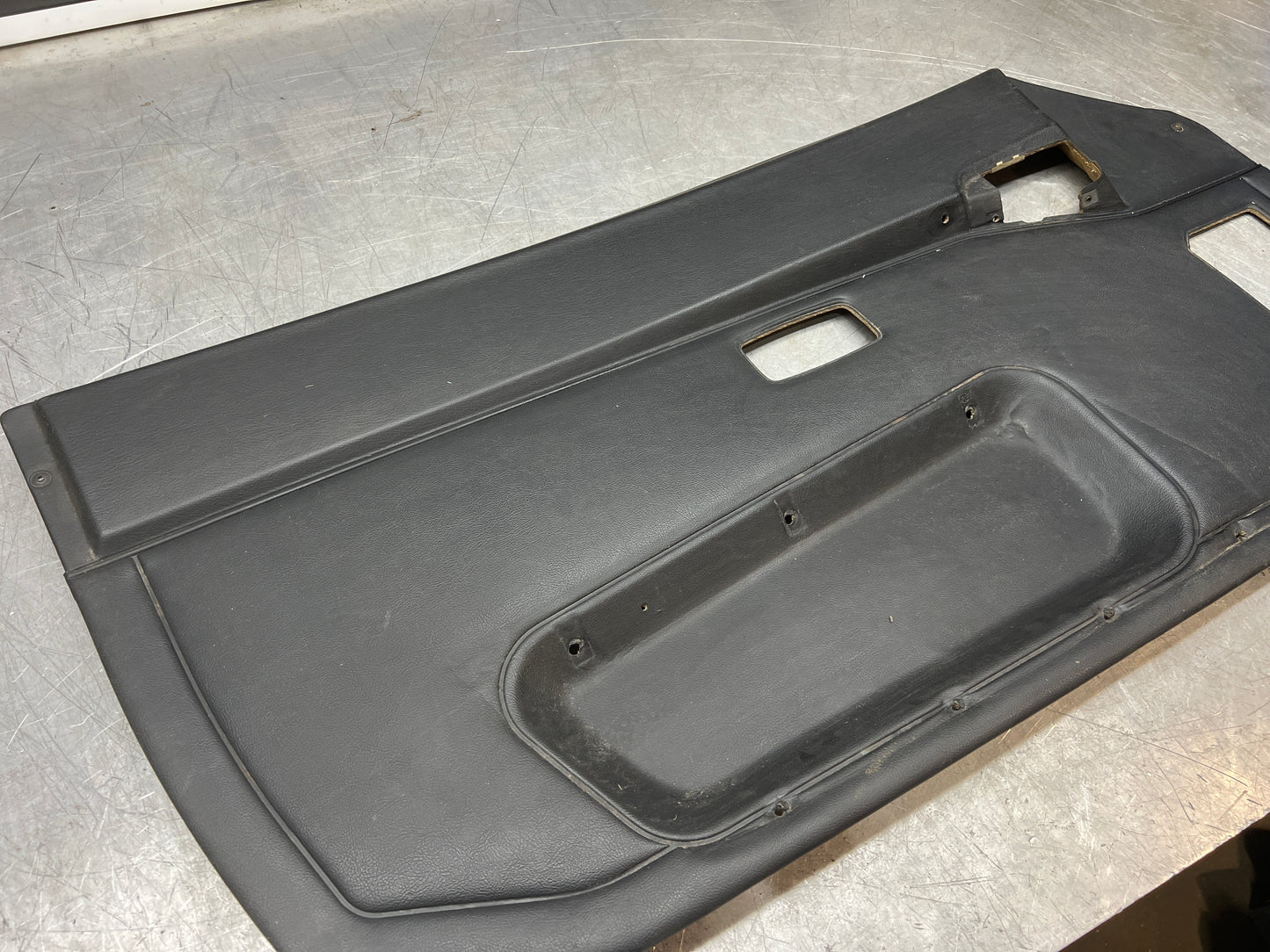 Porsche 944 left black door card for late cars from 85.5 944555017