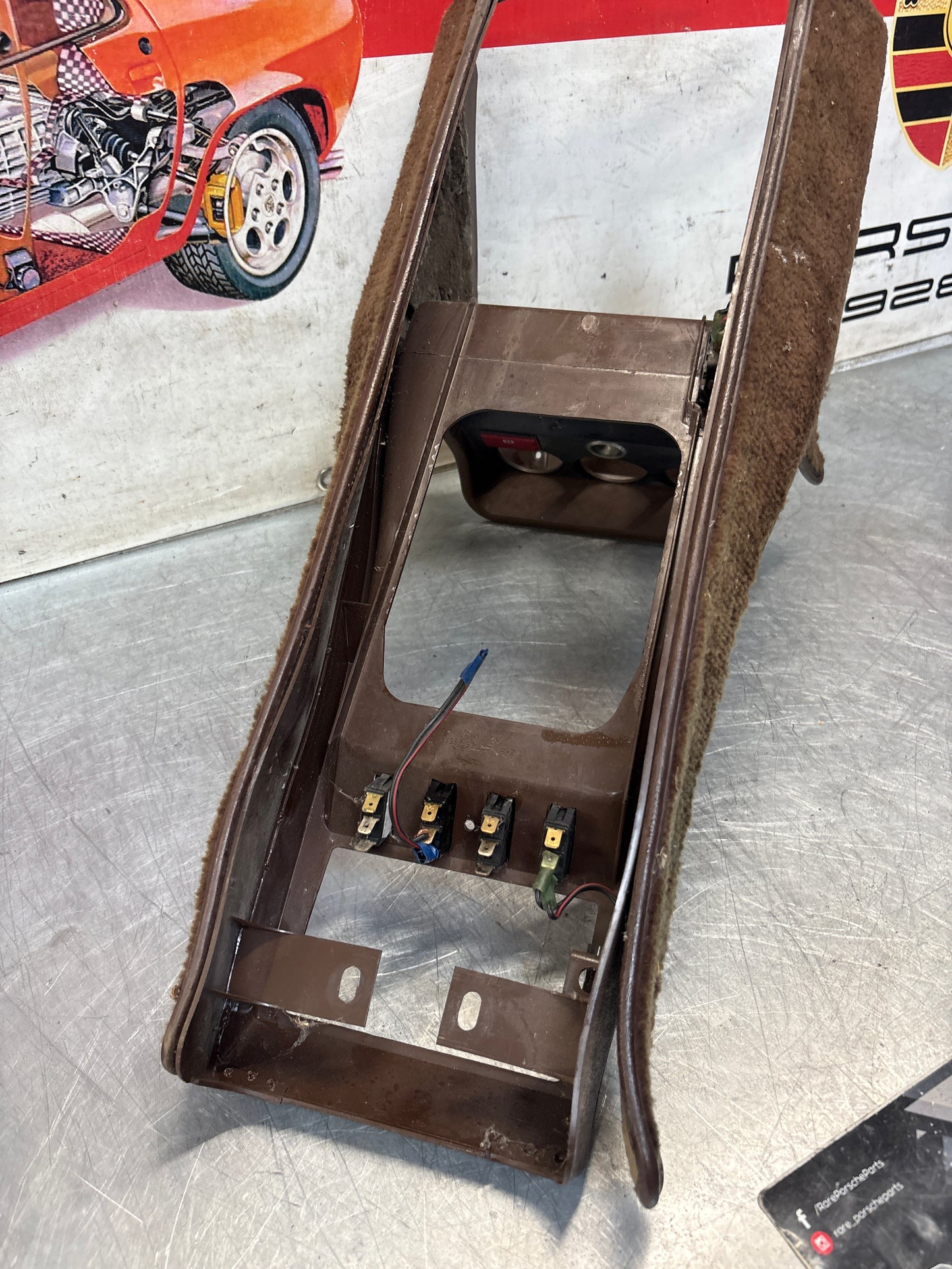 Porsche 924 944 centre console brown with black carpet one switch hole 477857969 / 477857951 used