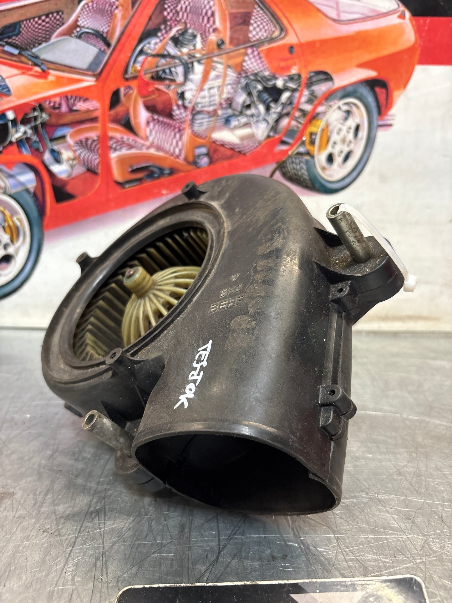 Porsche 911 964 Turbo blower motor fan, used  9165550137 / 9165550127