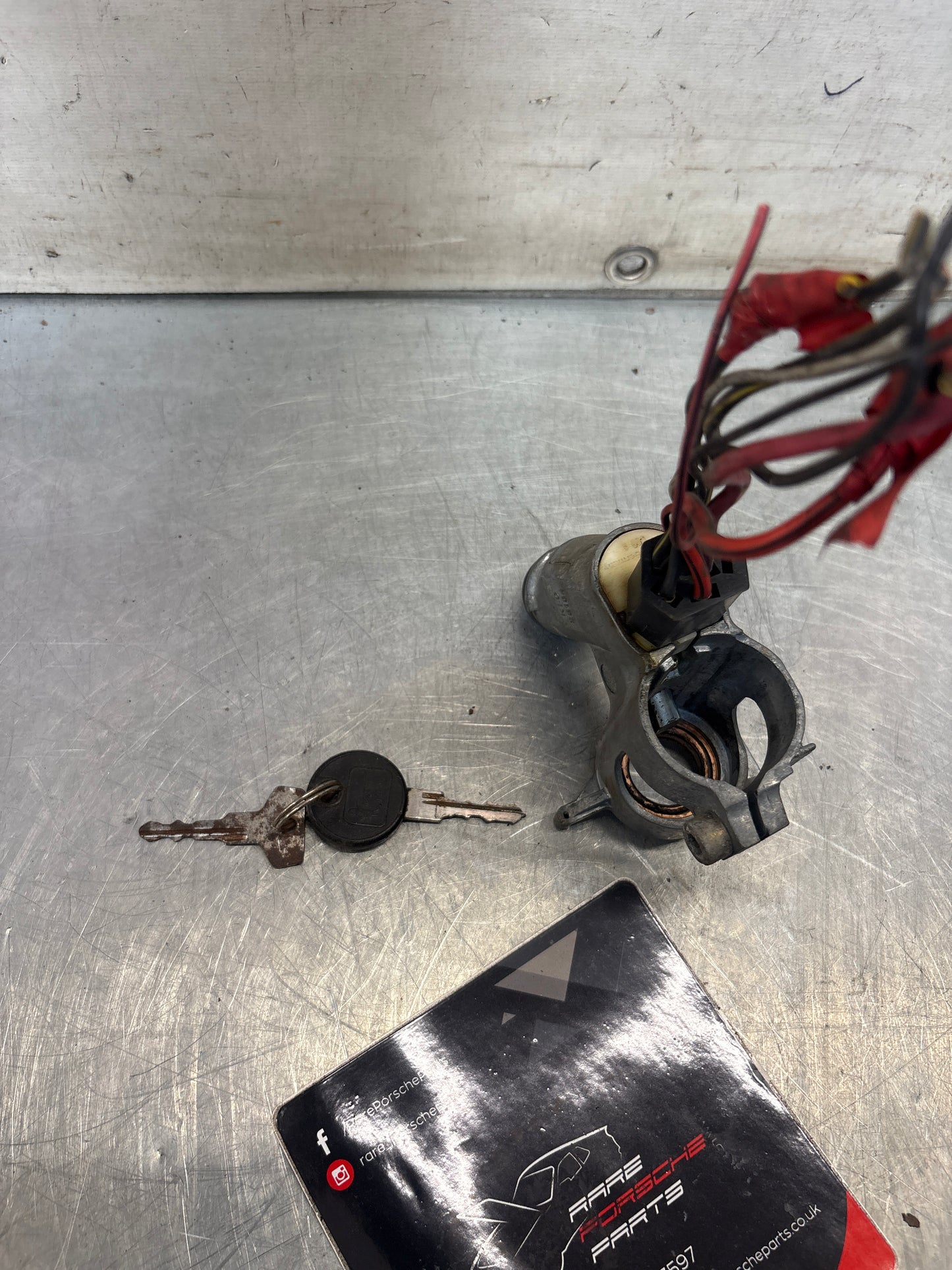 Porsche 924 / 944 ignition barrel. 171905851 used