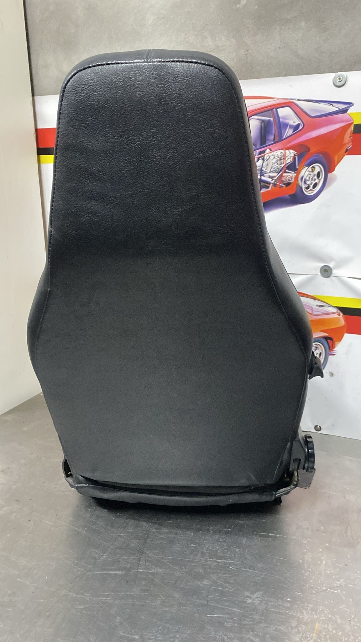 Porsche 924 944 pair of manual Porsche scripted seats, used