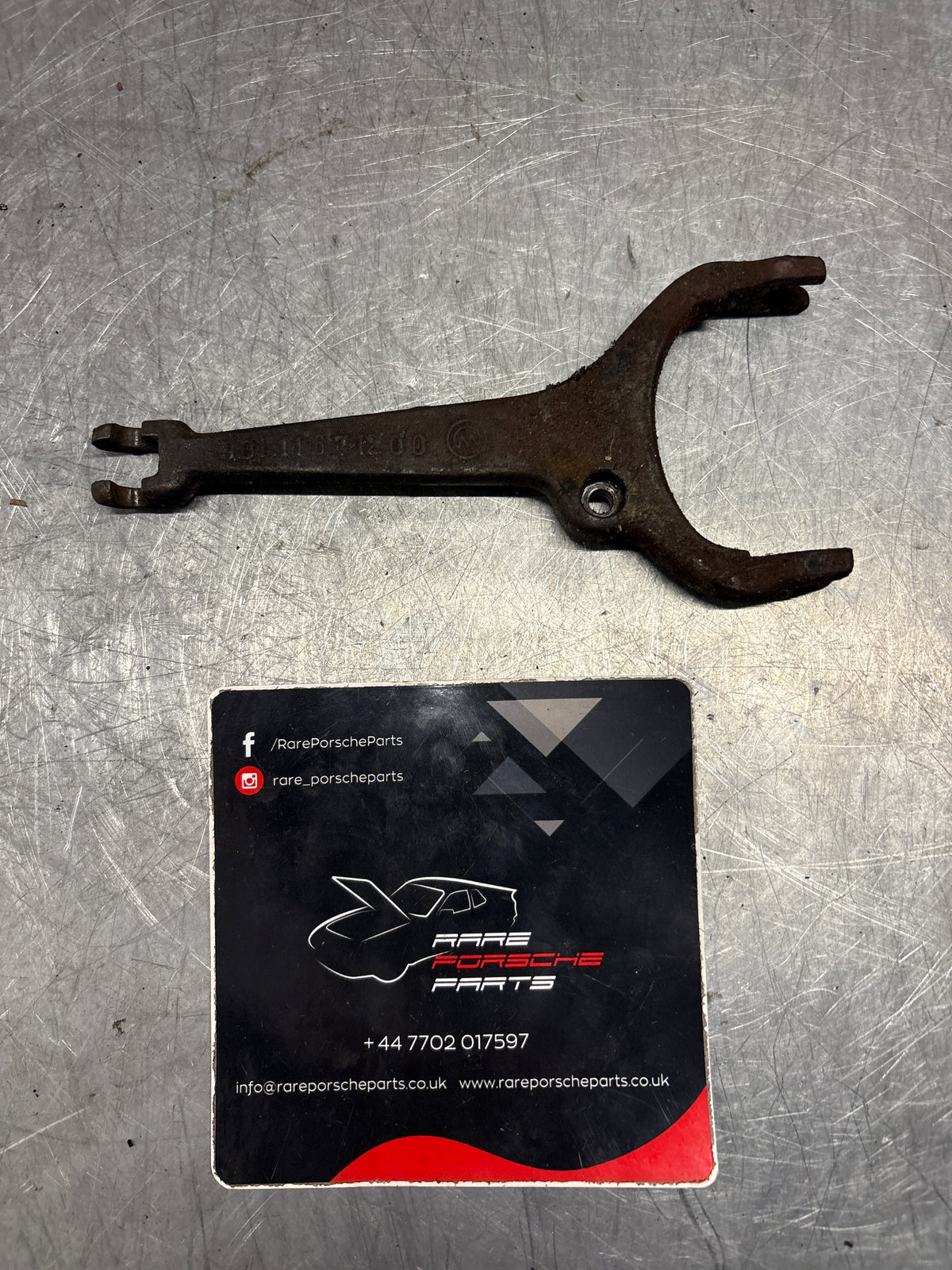 Porsche 911 / 912 / 914 clutch release fork, used 90111671200