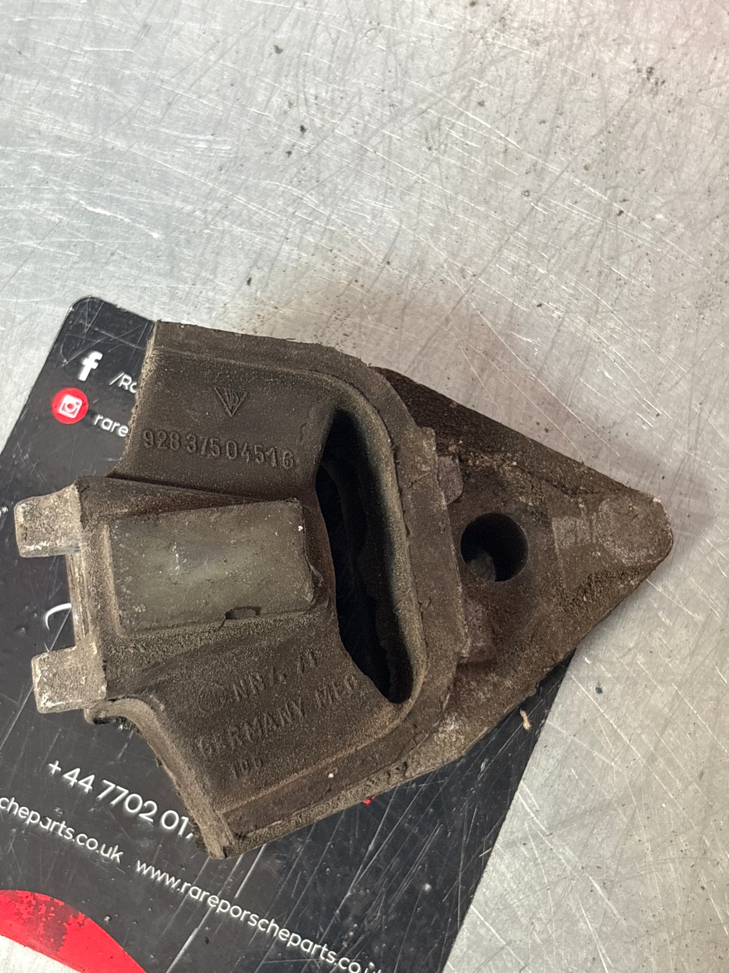Porsche 928 transmission mount, used 92837504516