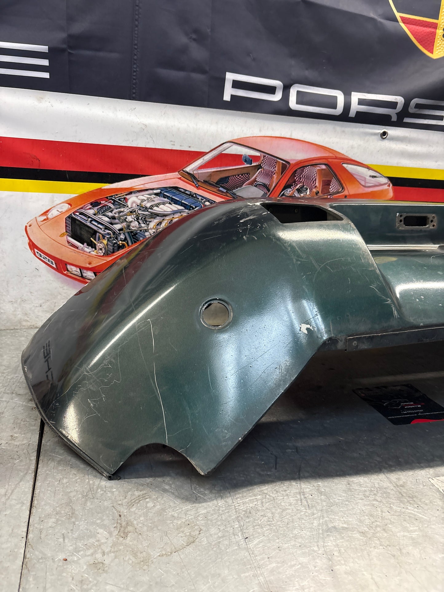 porsche 928 rear bumper, used 92850502303 / 474181