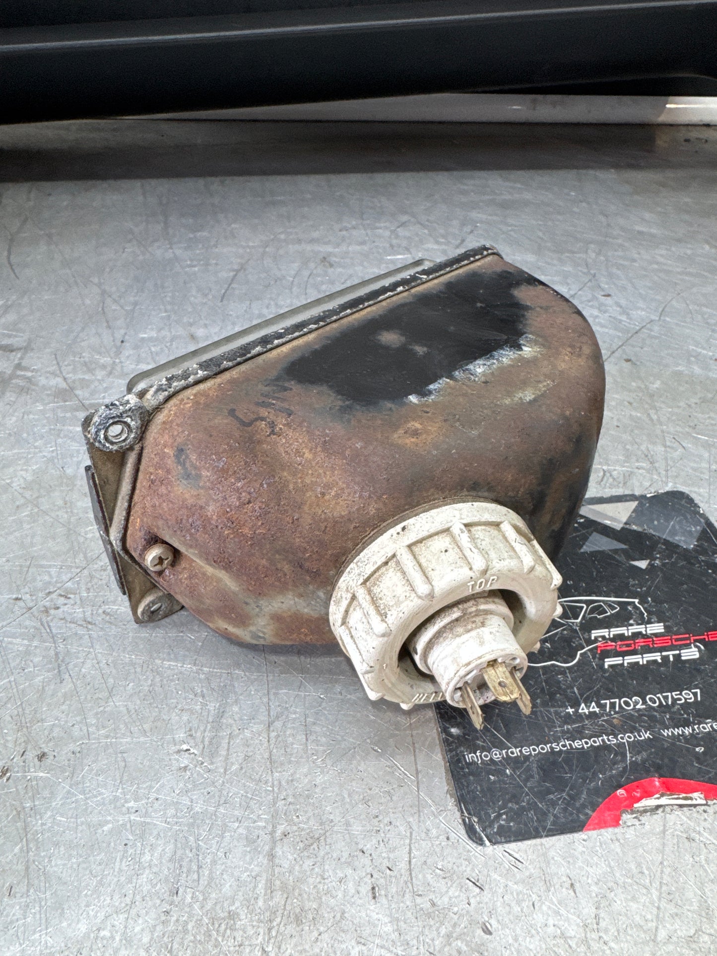 Porsche 924 Front left driving light, Used 477941751D
