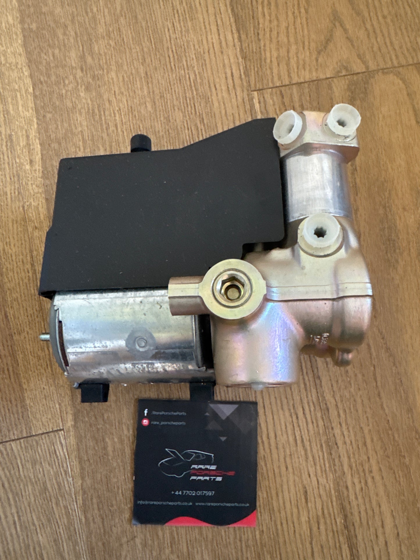 Porsche 964 hydraulic unit 96435595500 New NOS