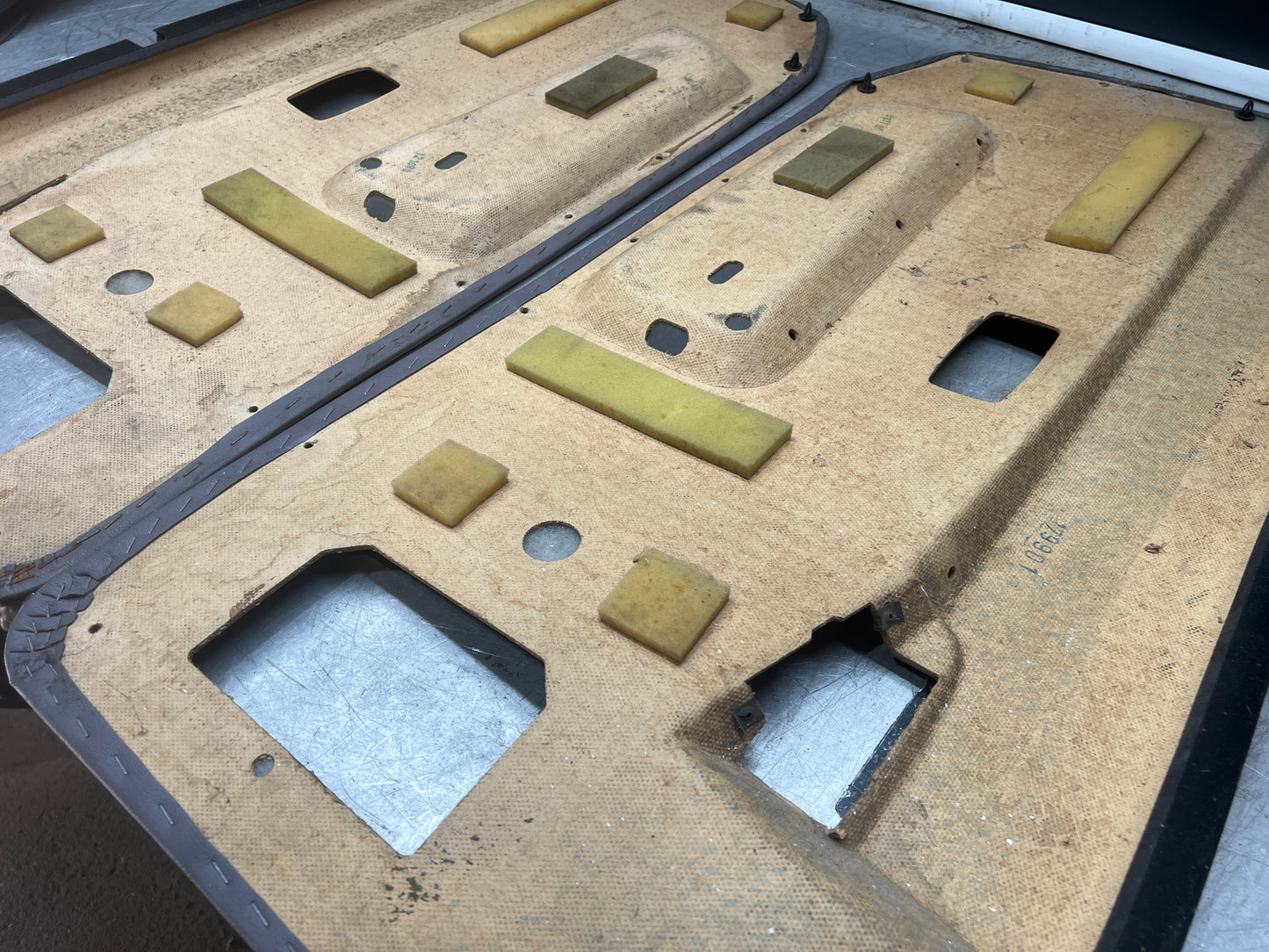 Porsche 944 85.5- pair of late UsedPorsche grey door cards, 94455501701 / 94455501801 used