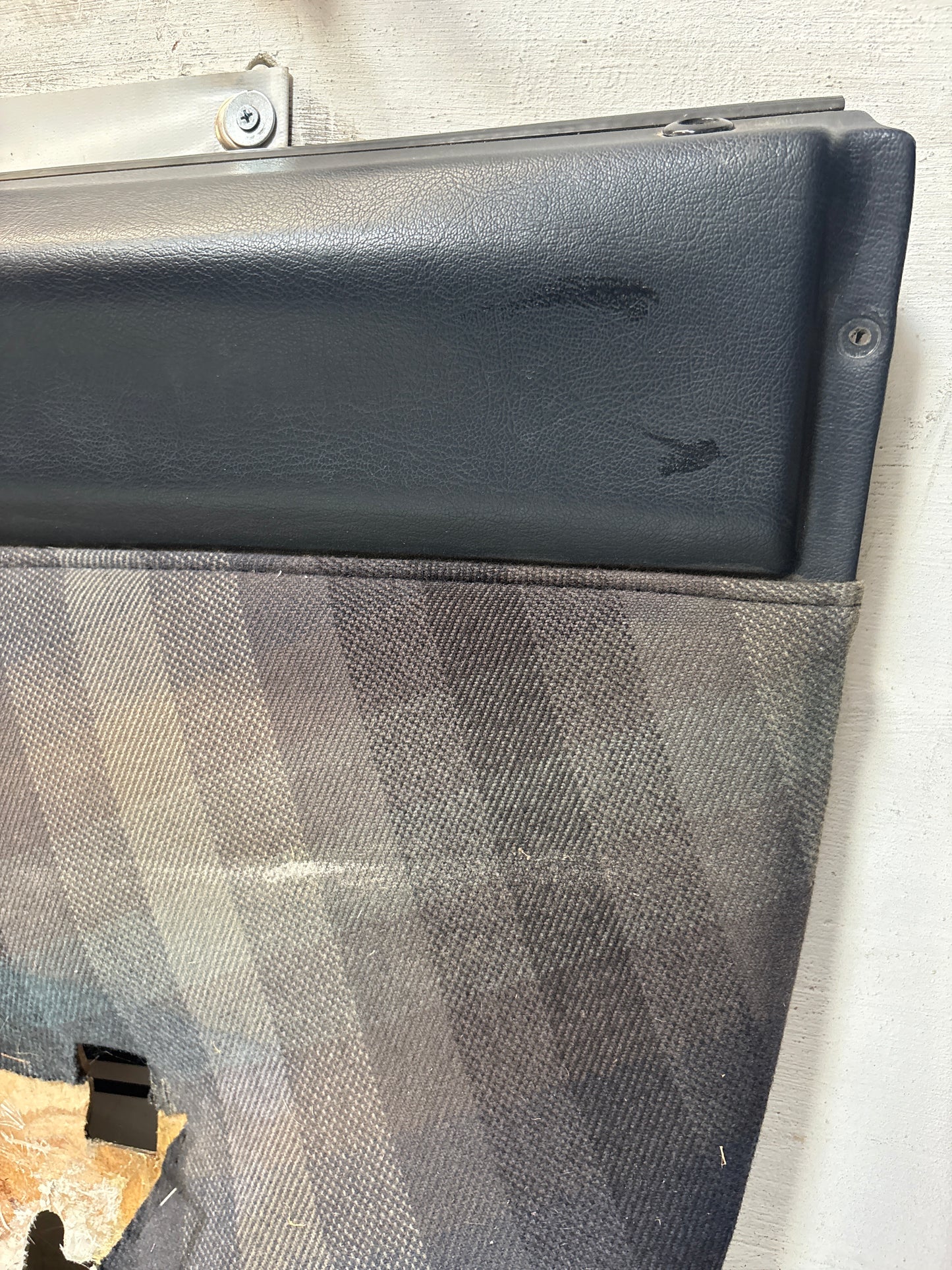 Pair Of Porsche 944 blue chequered door cards 94455501701 94455501801 used, refurbished.
