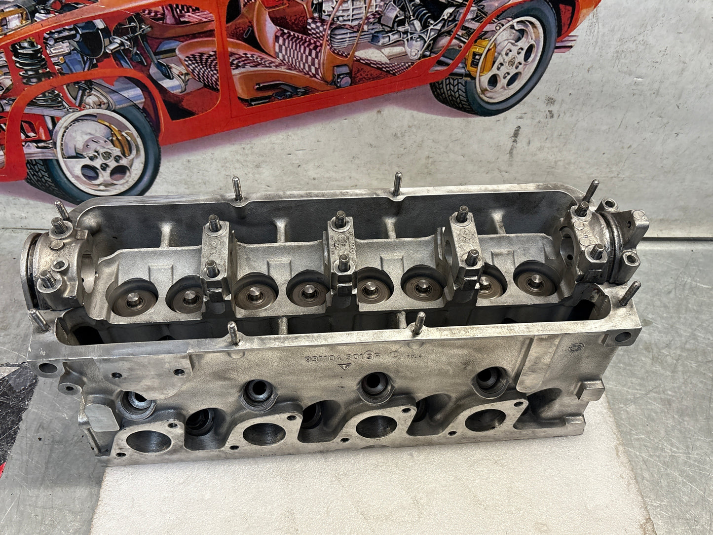 Porsche 924 Turbo reconditioned cylinder head without camshaft 9311043013R