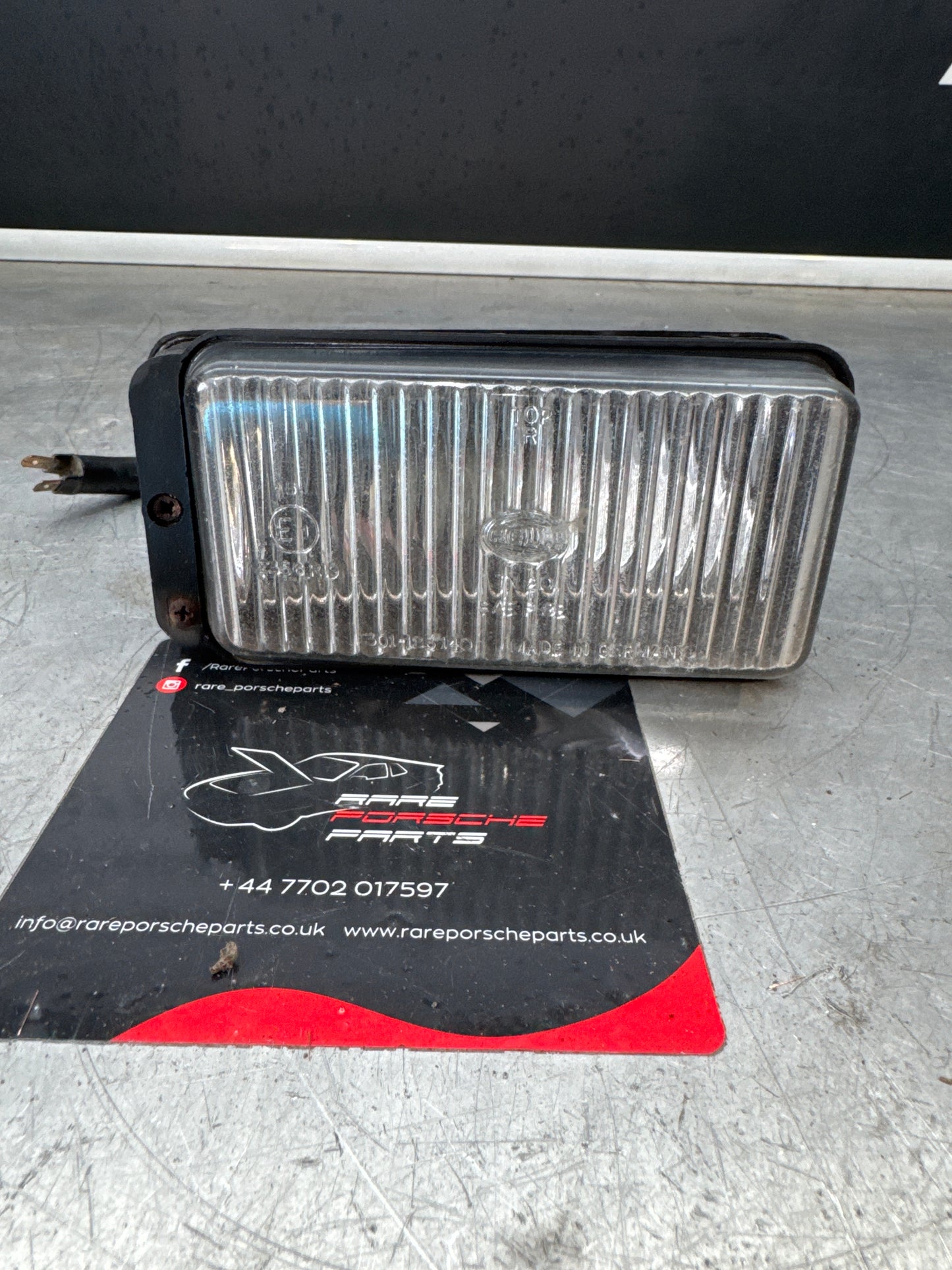 Porsche 944 Right foglight, 94463190200