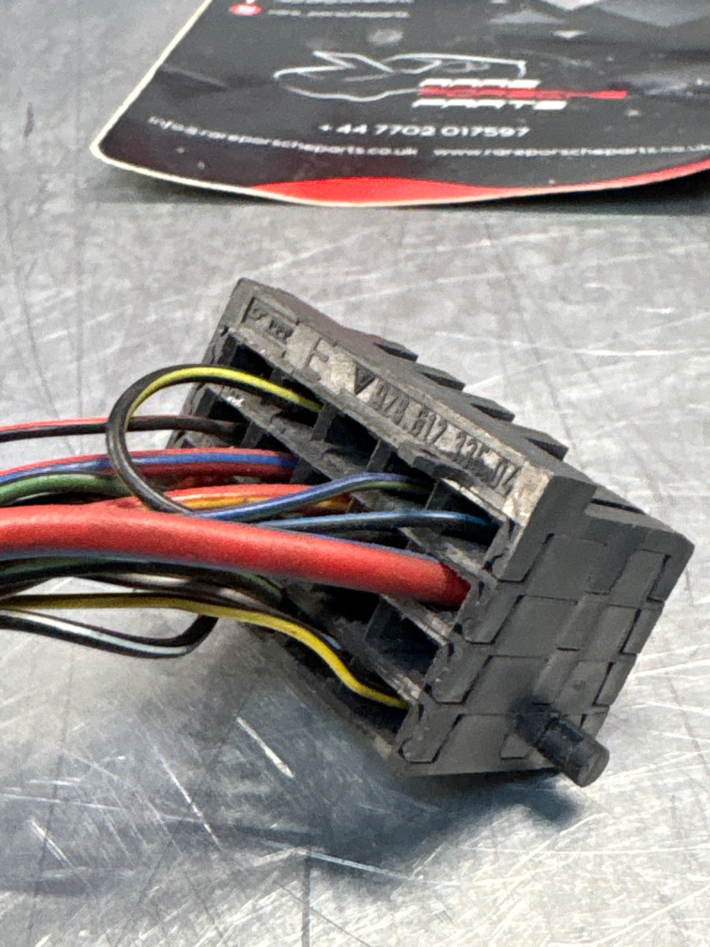 Porsche 944 85.5- fuse box pigtail, used black 92861233504