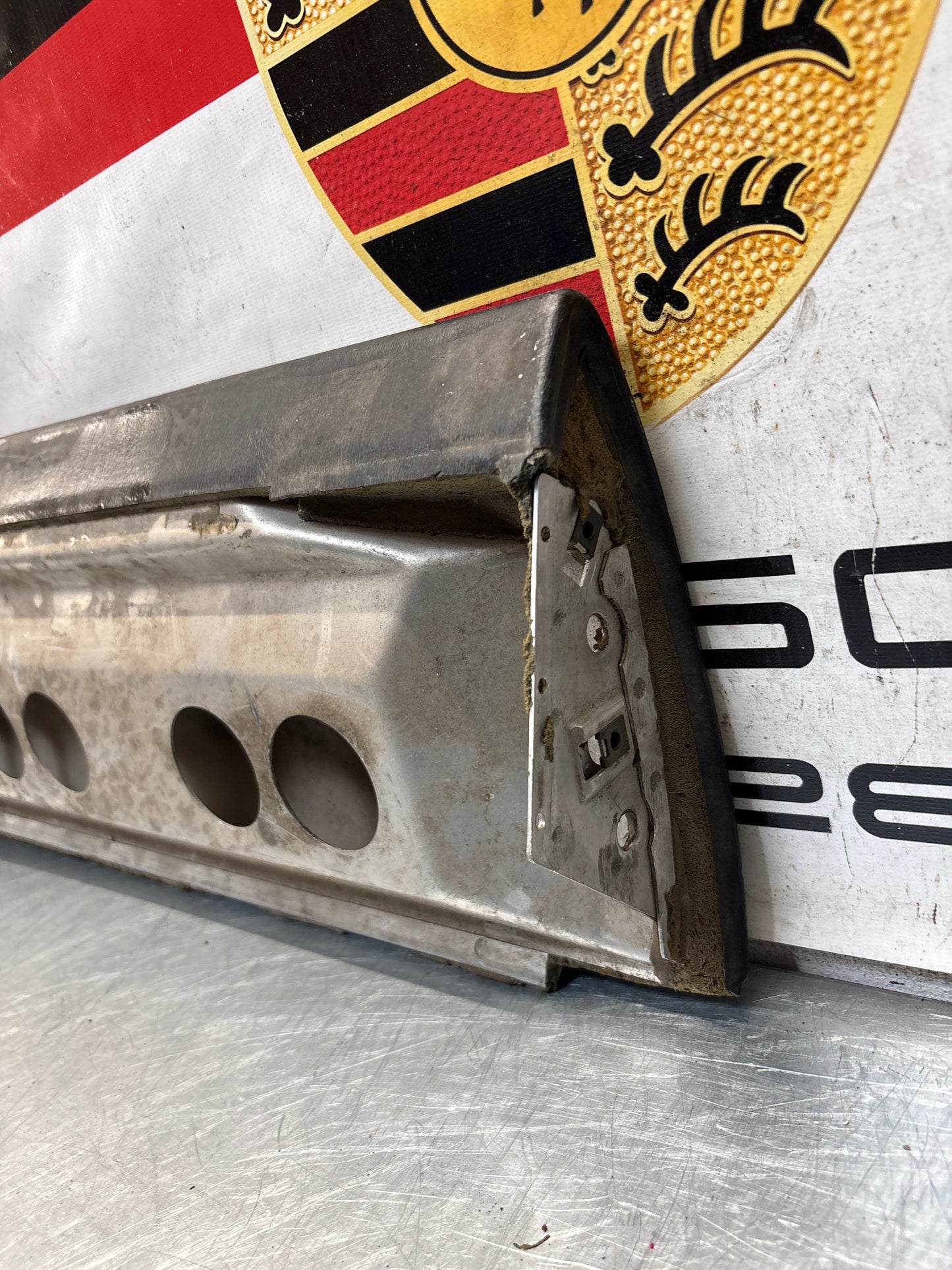 Porsche 911 964 dashboard lower knee protection trim, black leather, used 96455207304 / 96455207300