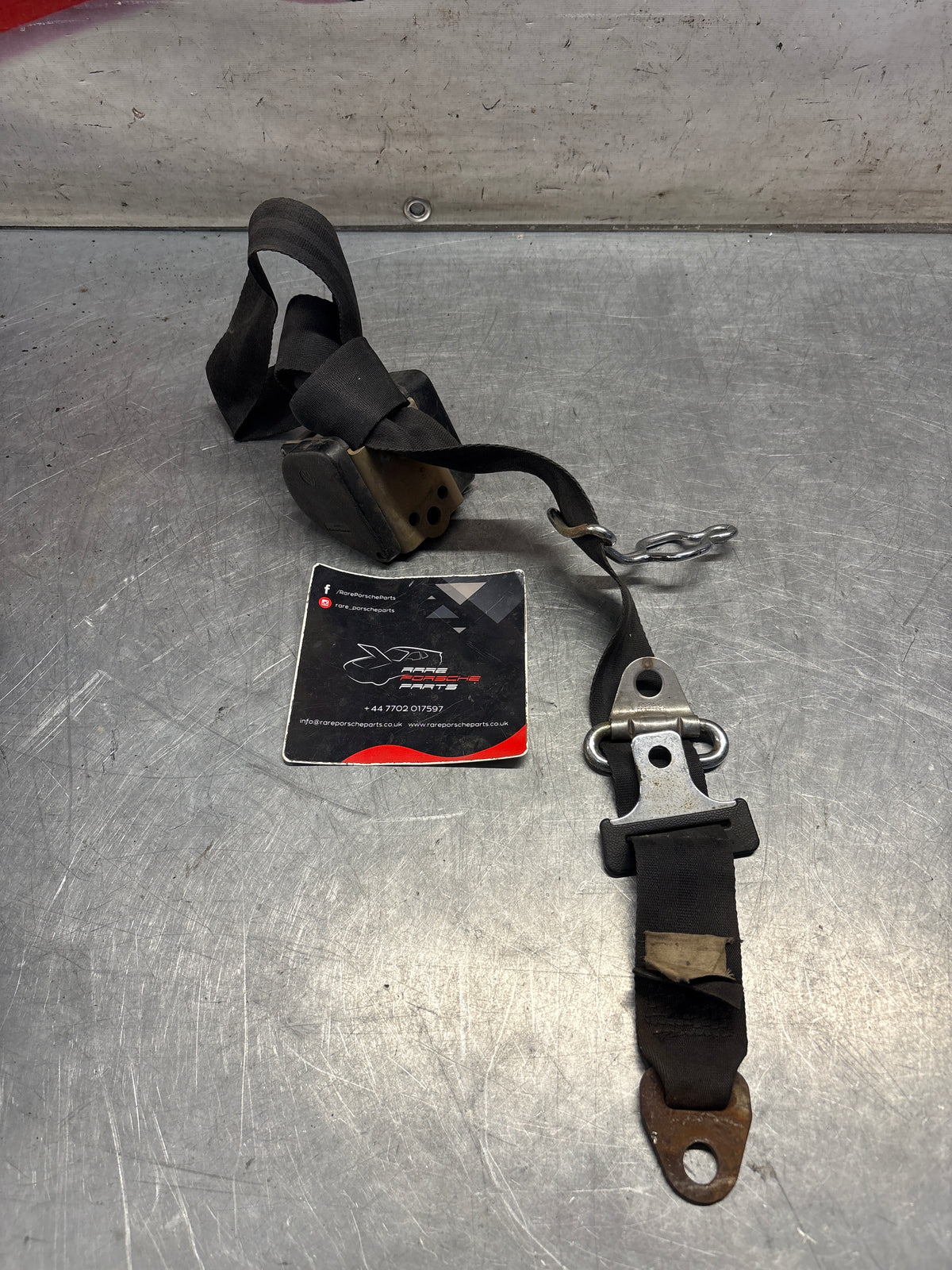 Porsche 914 left side seat belt, used 91480318111