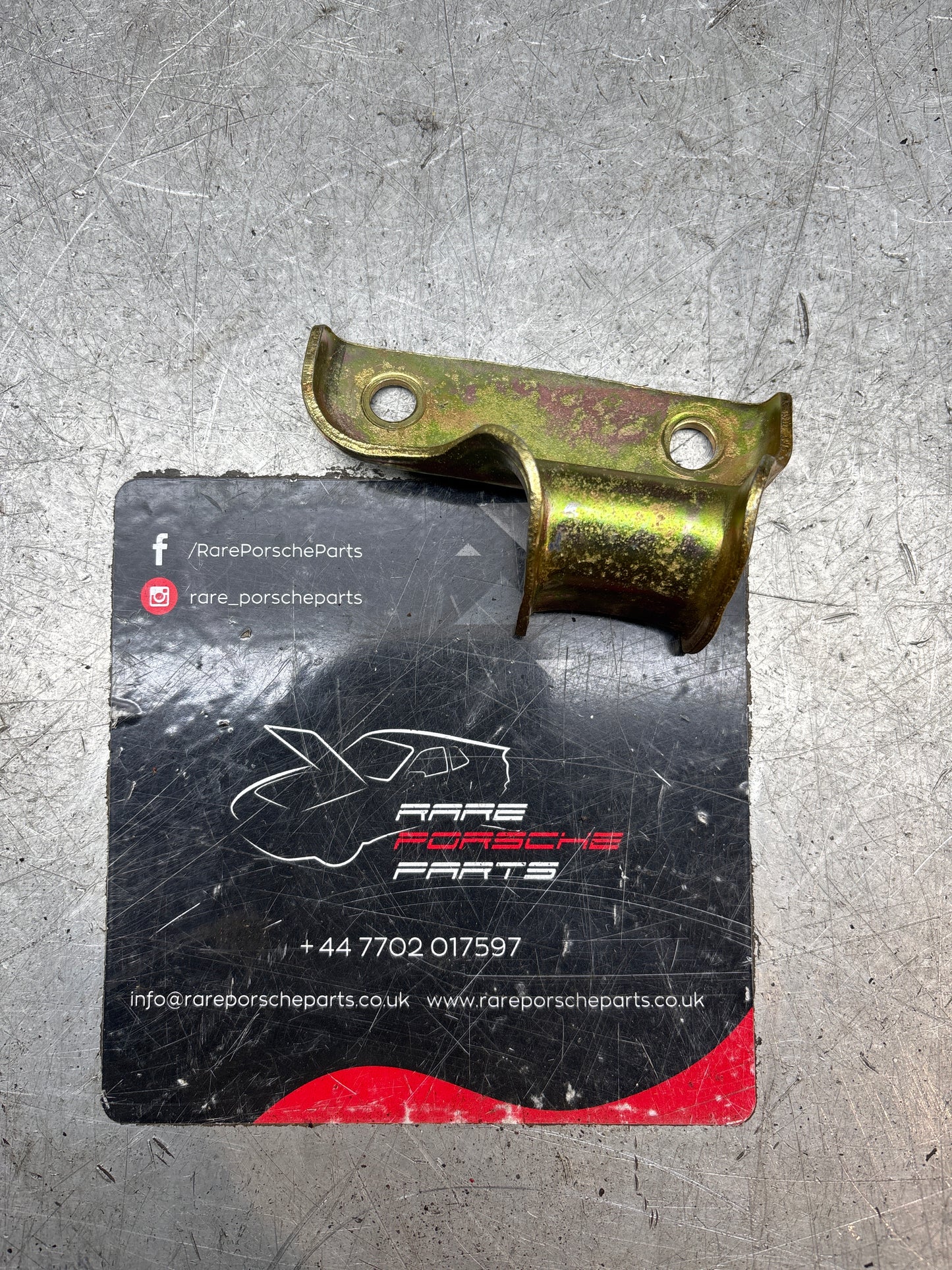 Porsche 928 exhaust hook, bracket for manual gearbox refurbished 92811126102