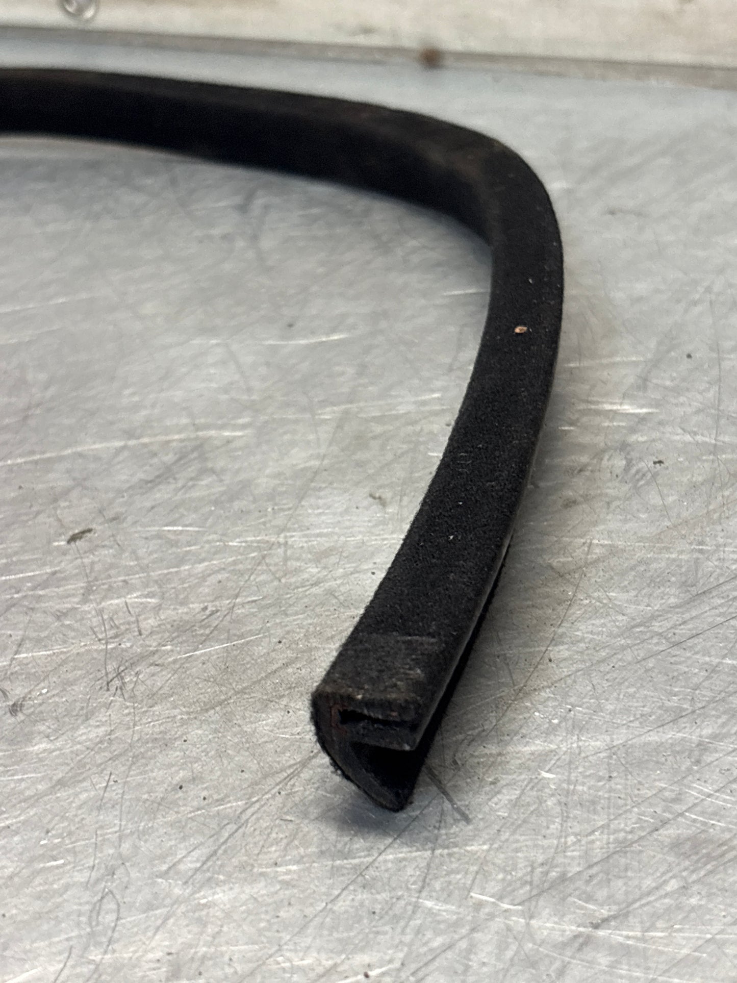 Porsche 928 Left side B pillar frame seal, used 92855557902