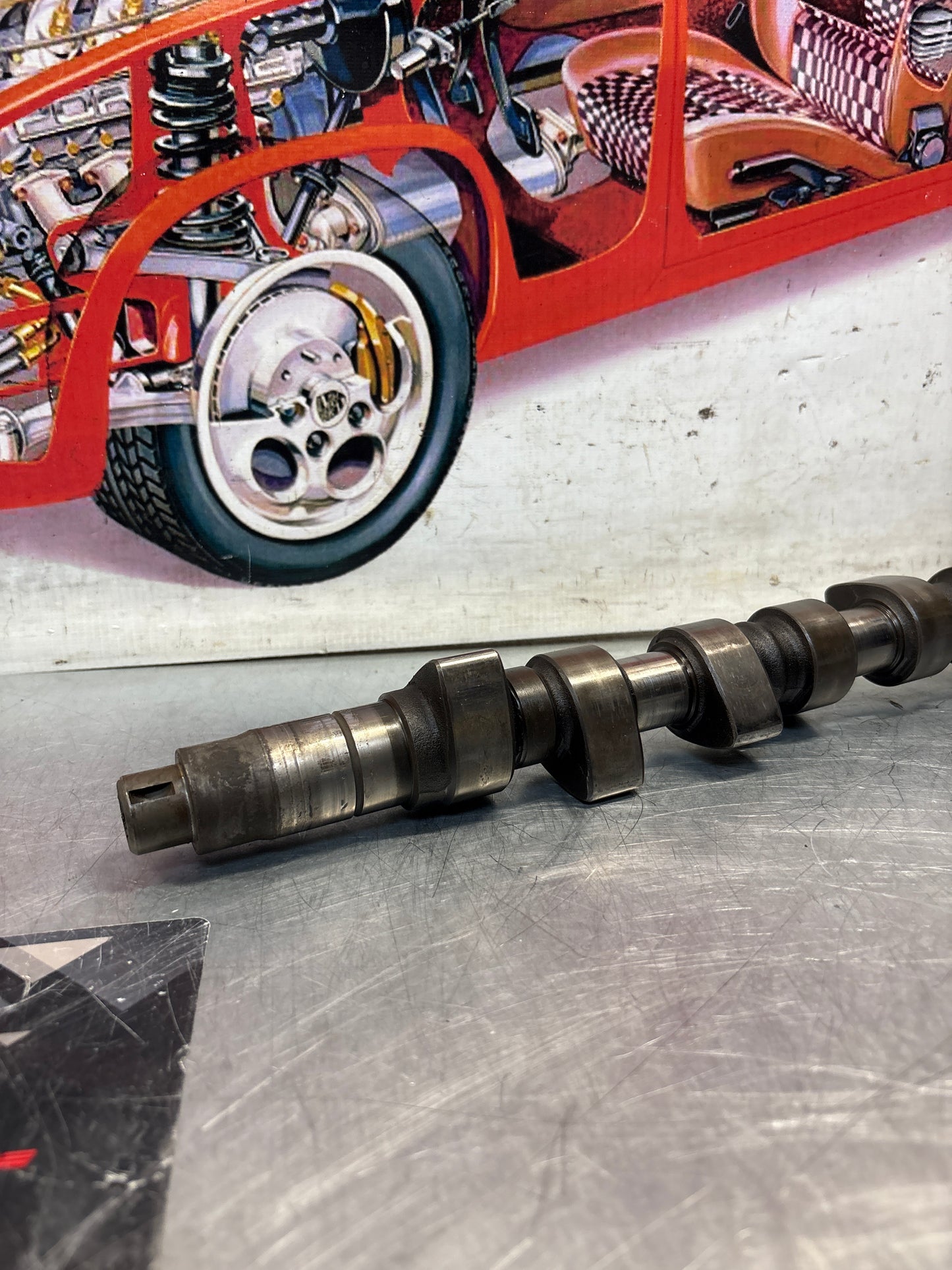 Porsche 924 / 924 Turbo chamshaft 046109021 used