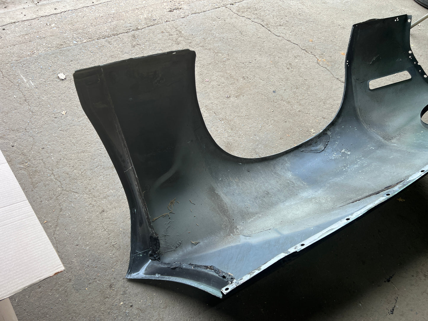 Porsche 928 -87 front right wing, used 92850301202