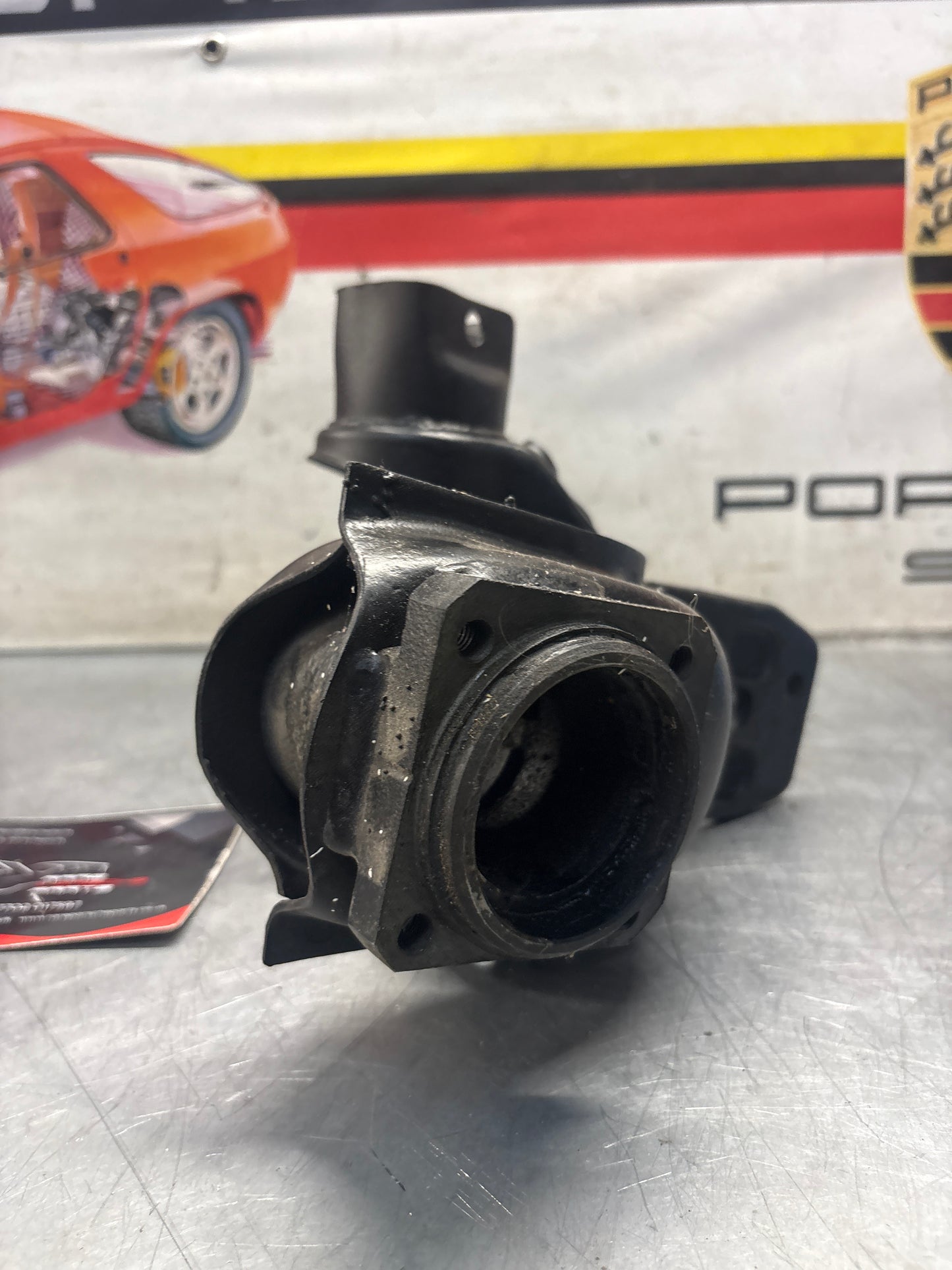 Porsche 924 944  -85.5 Rear left trailing arm,  refurbished 94433102100