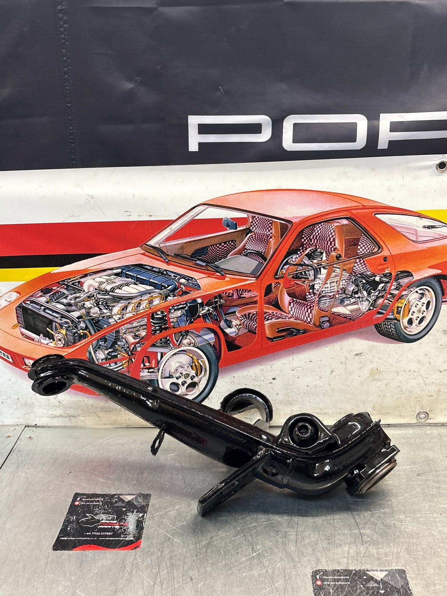 Porsche 924 944  -85.5 Rear left trailing arm,  refurbished 94433102100