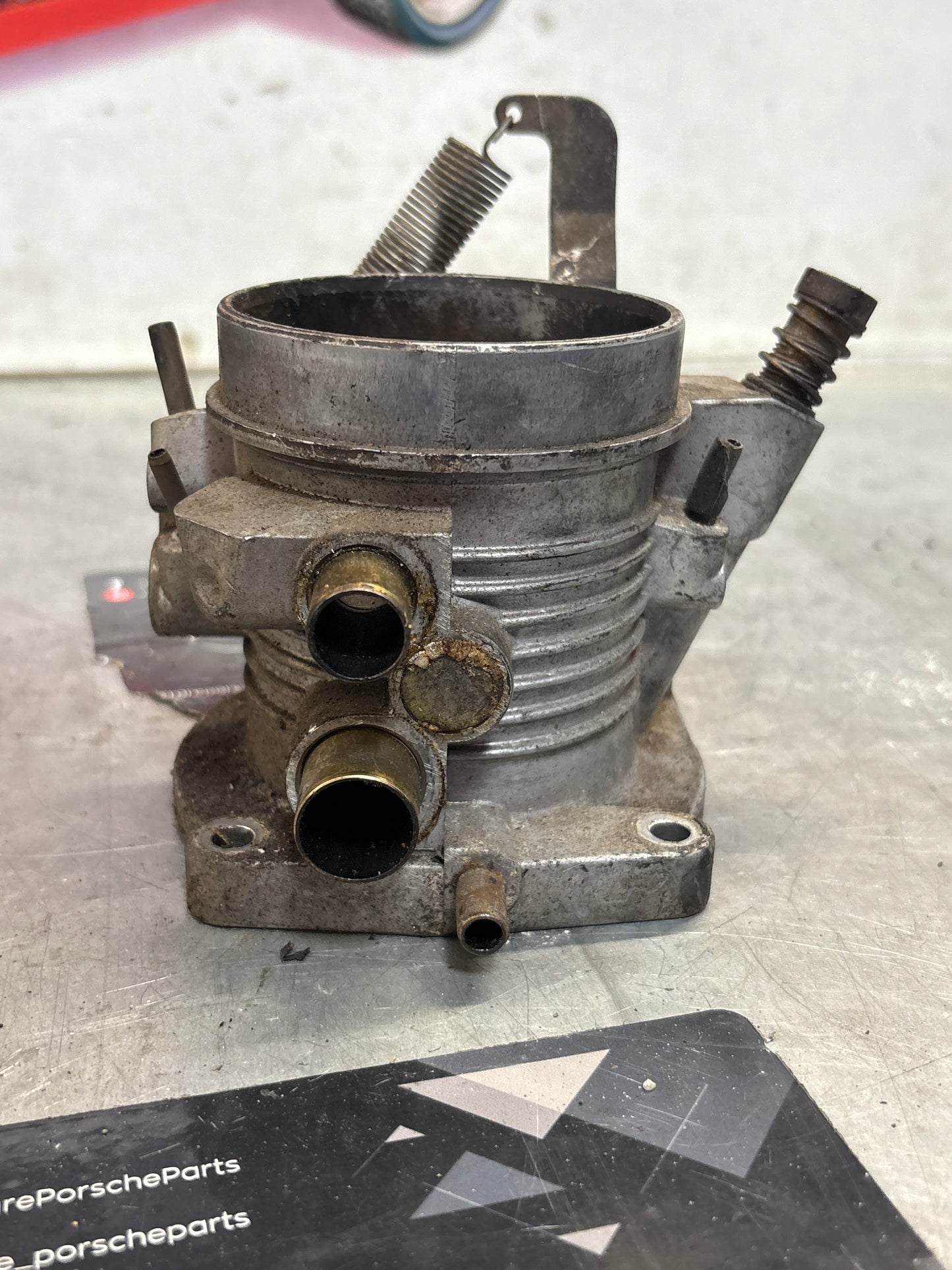 Porsche 928 4.7 Throttle Body Butterfly Valve, used