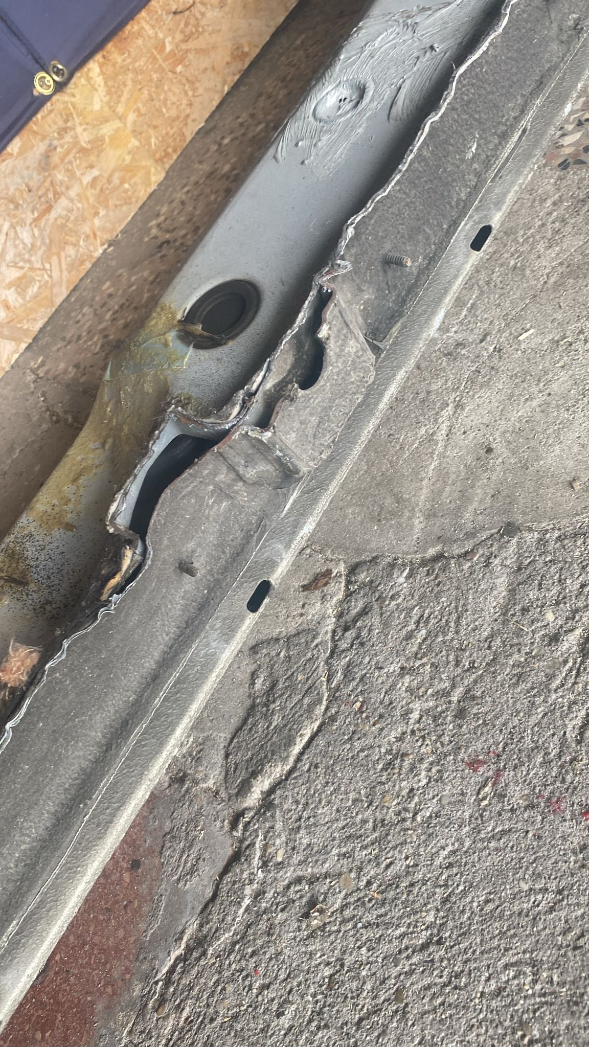 Porsche 944 right sill section cut 94450361200