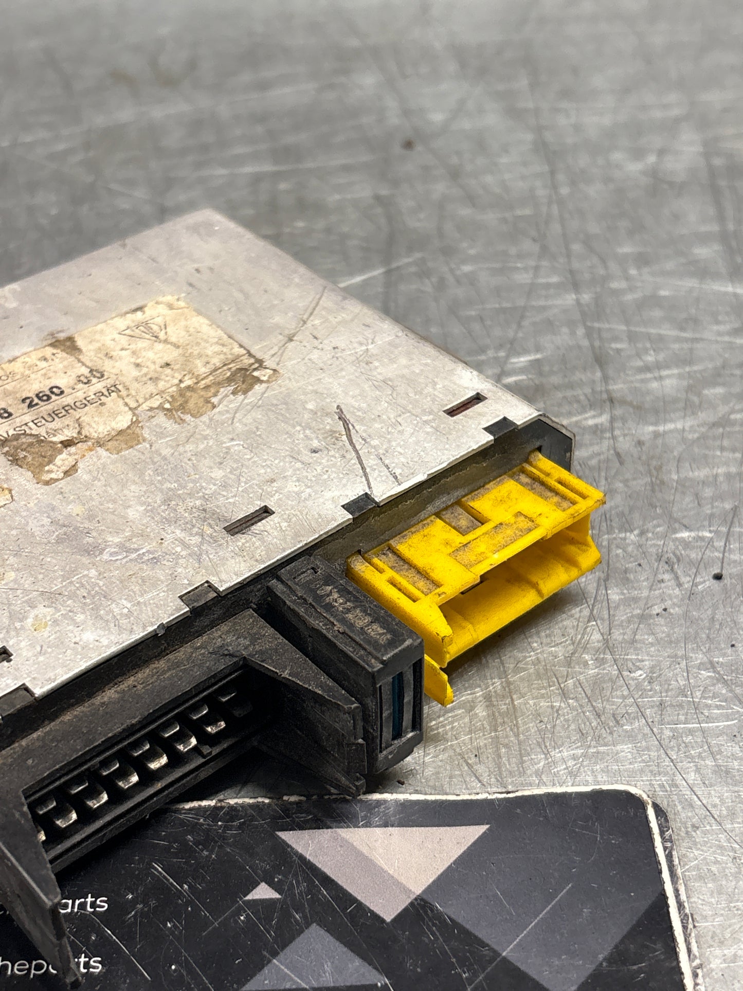 Porsche 928 Alarm Control Relay Module Locking Anti-Theft 92861826000, used