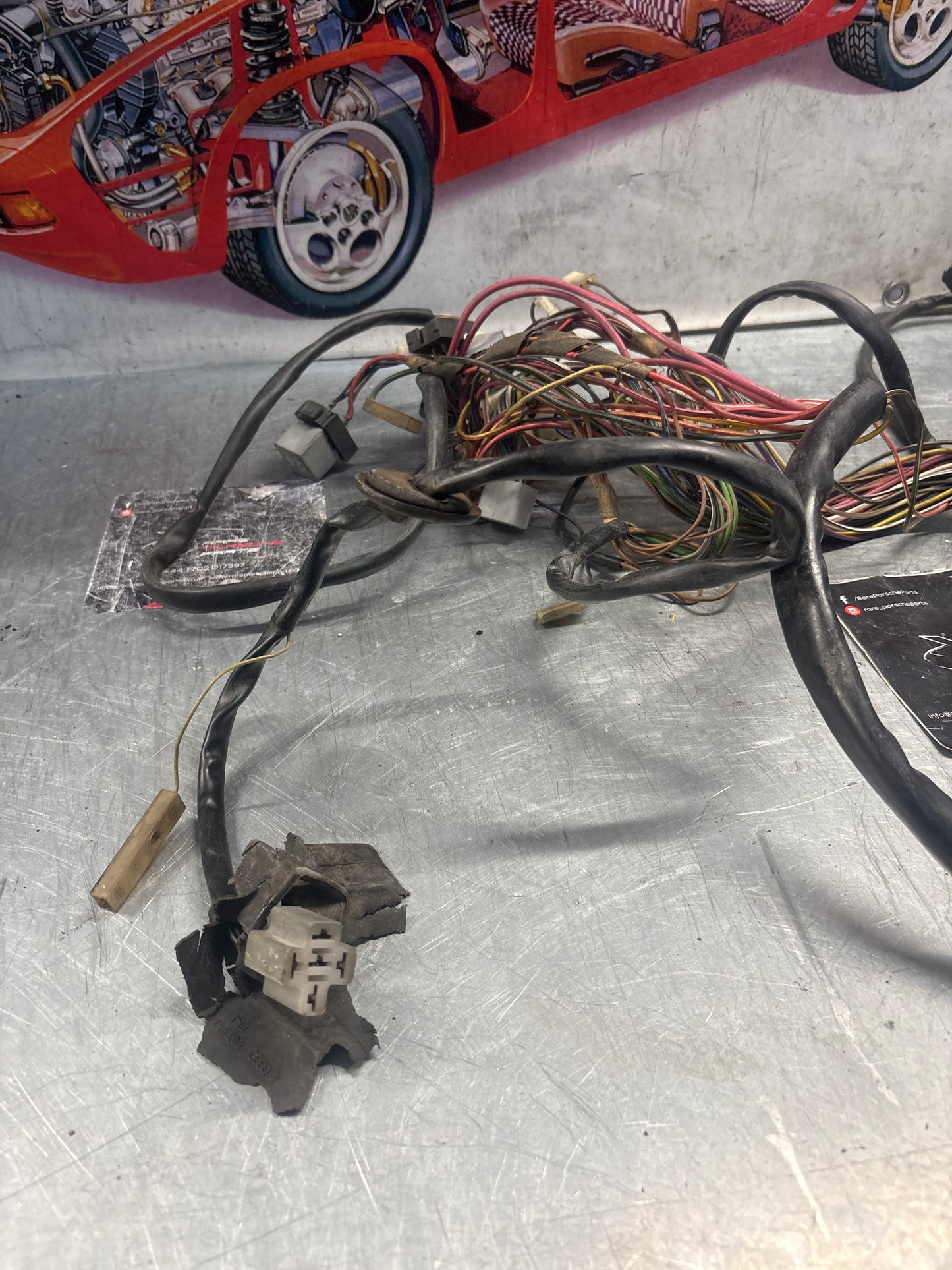 Porsche 924 Turbo / S2 / Carrera GT LHD Engine bay wiring loom without aircon, used 477971071GB