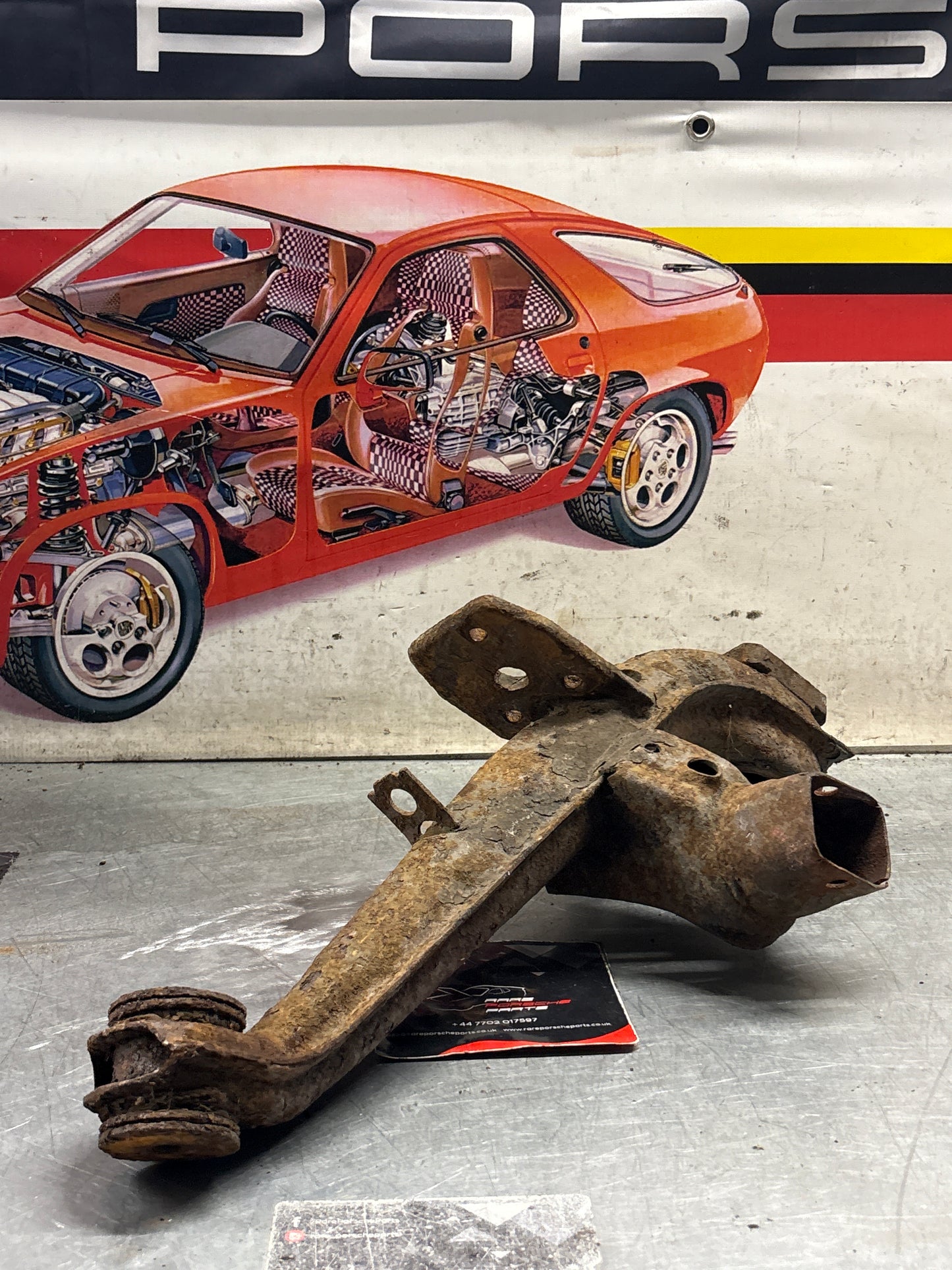 Porsche 924 944  -85.5 Rear left trailing arm, used 94433102100