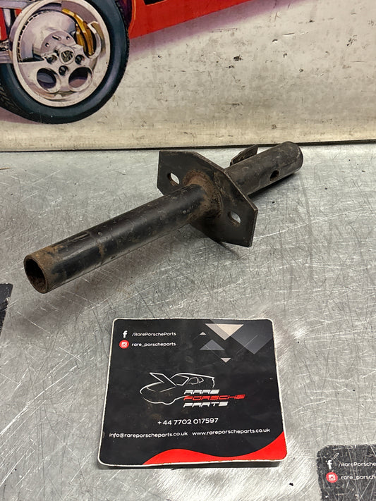 Staffa di montaggio per paraurti destro conducente O/S Porsche 944 (1982-1988) 94450503901