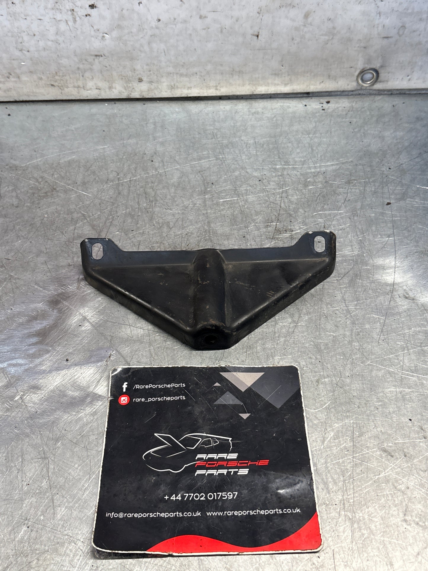 Porsche 924 Intake manifold pipe tube support bracket, used 048129723