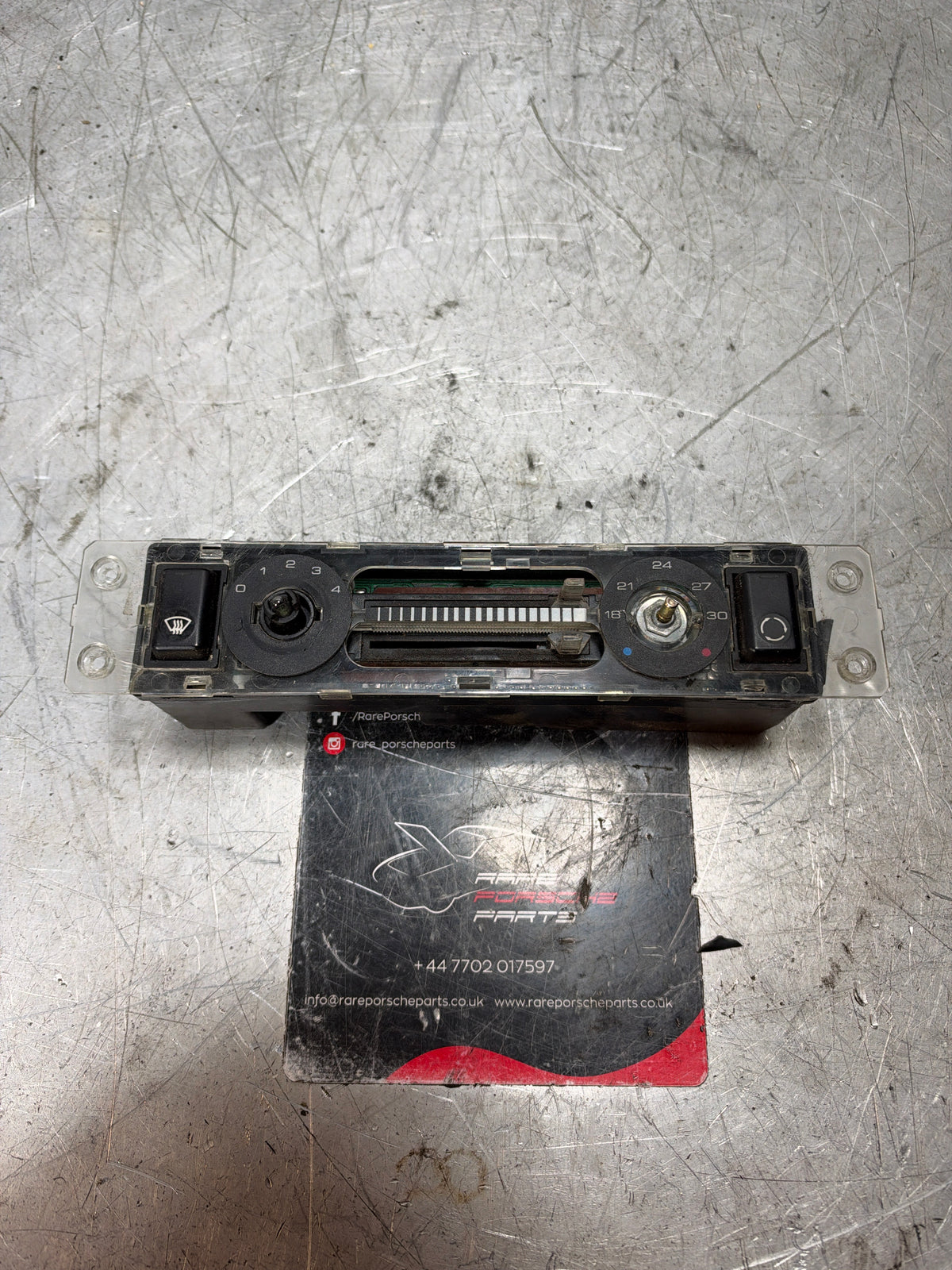Porsche 944 climate heater control switch unit 85.5-91 years. 94465302103 used, broken plastic
