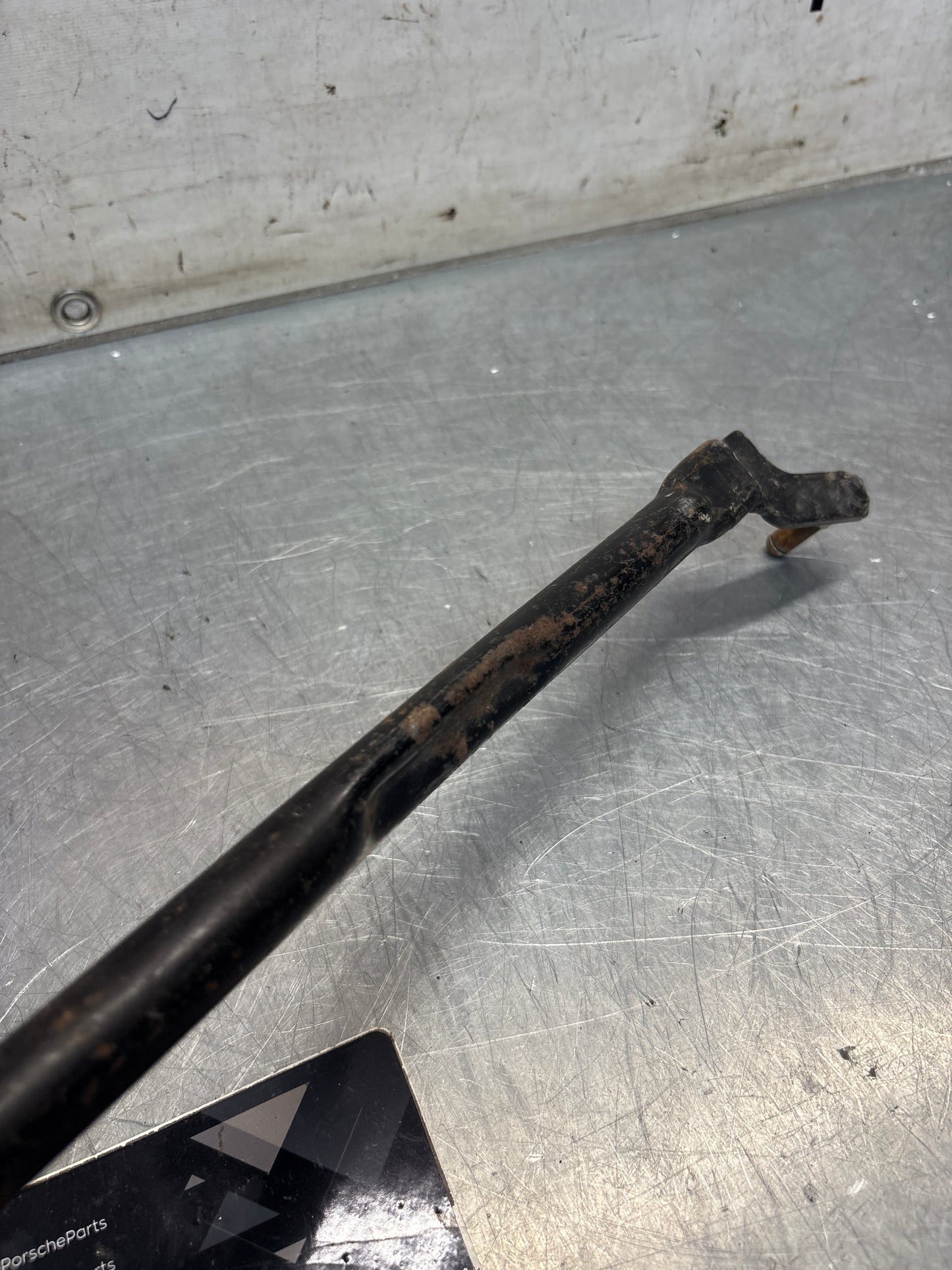 Porsche 924 dog leg gear shaft rod, used 477711106