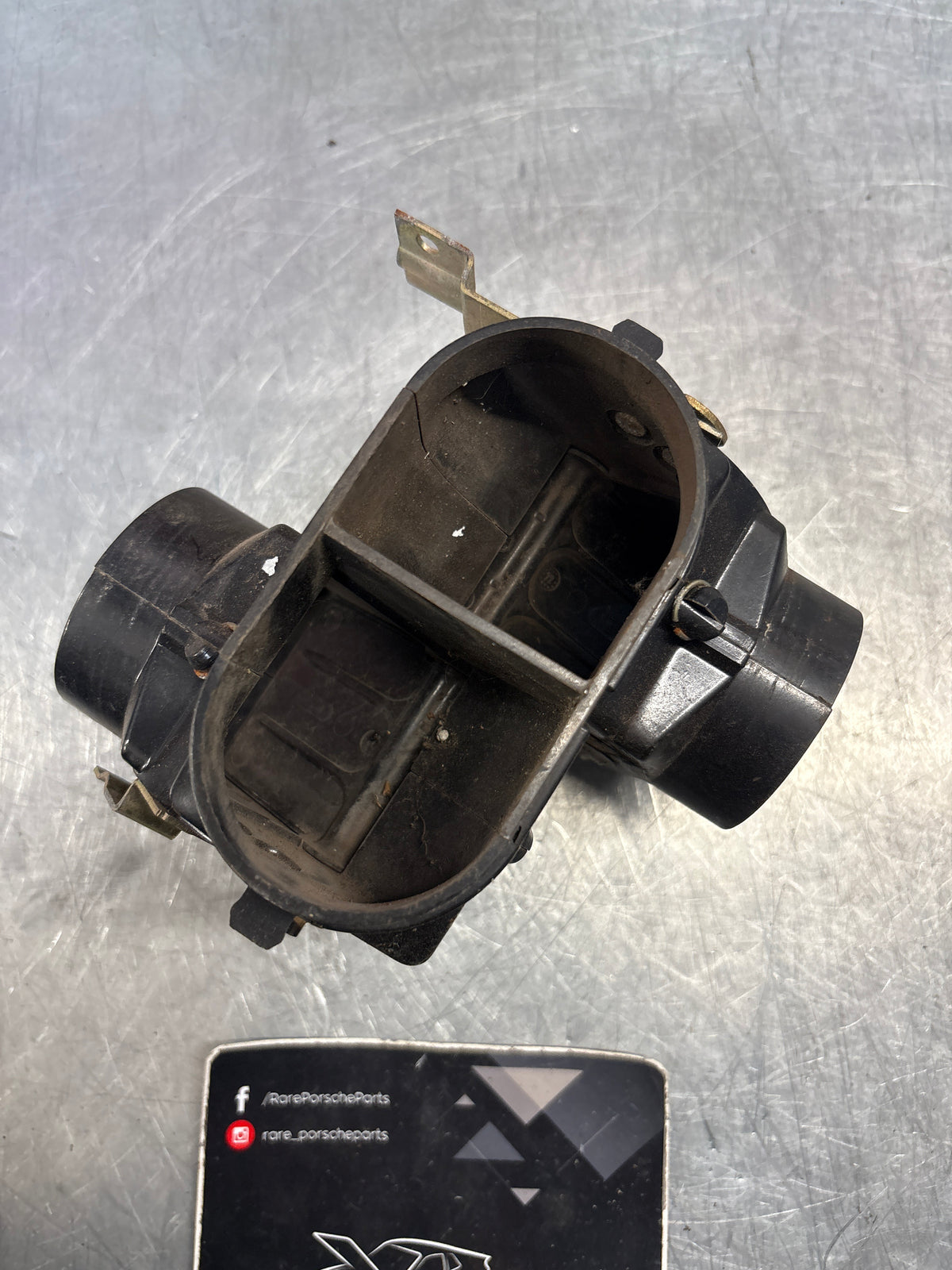 Porsche 914 front right air control box, 91457115010 Used