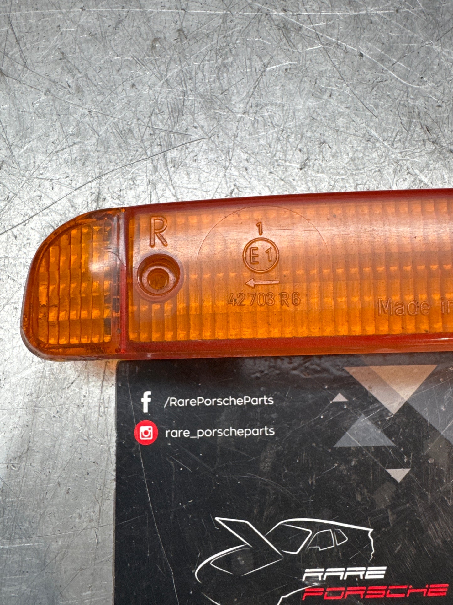 Porsche 944 S2 right hand indicator lens, 95163116201 used, cracked