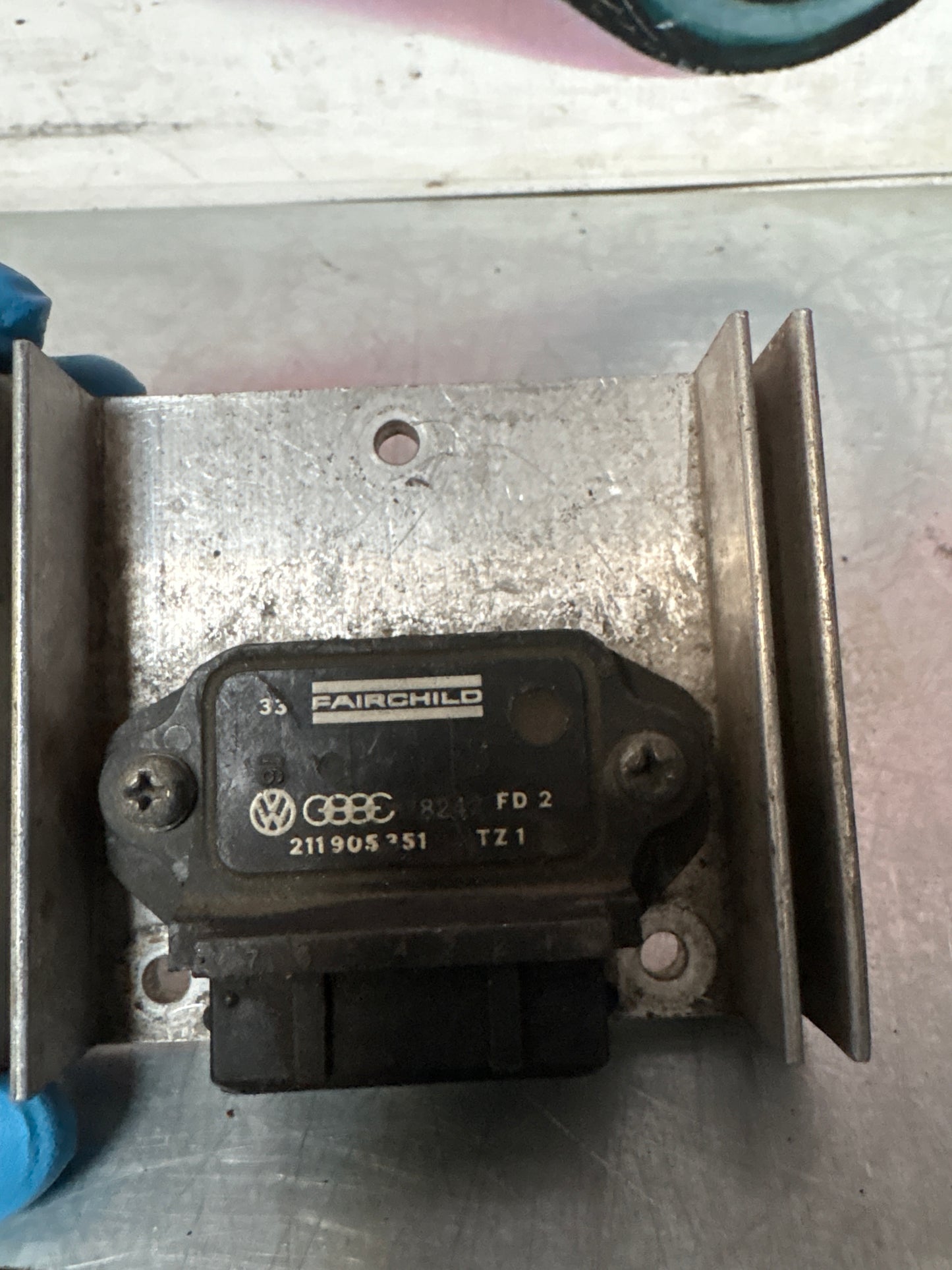 Porsche 924 / VW Bosch ignition module, used 211905351