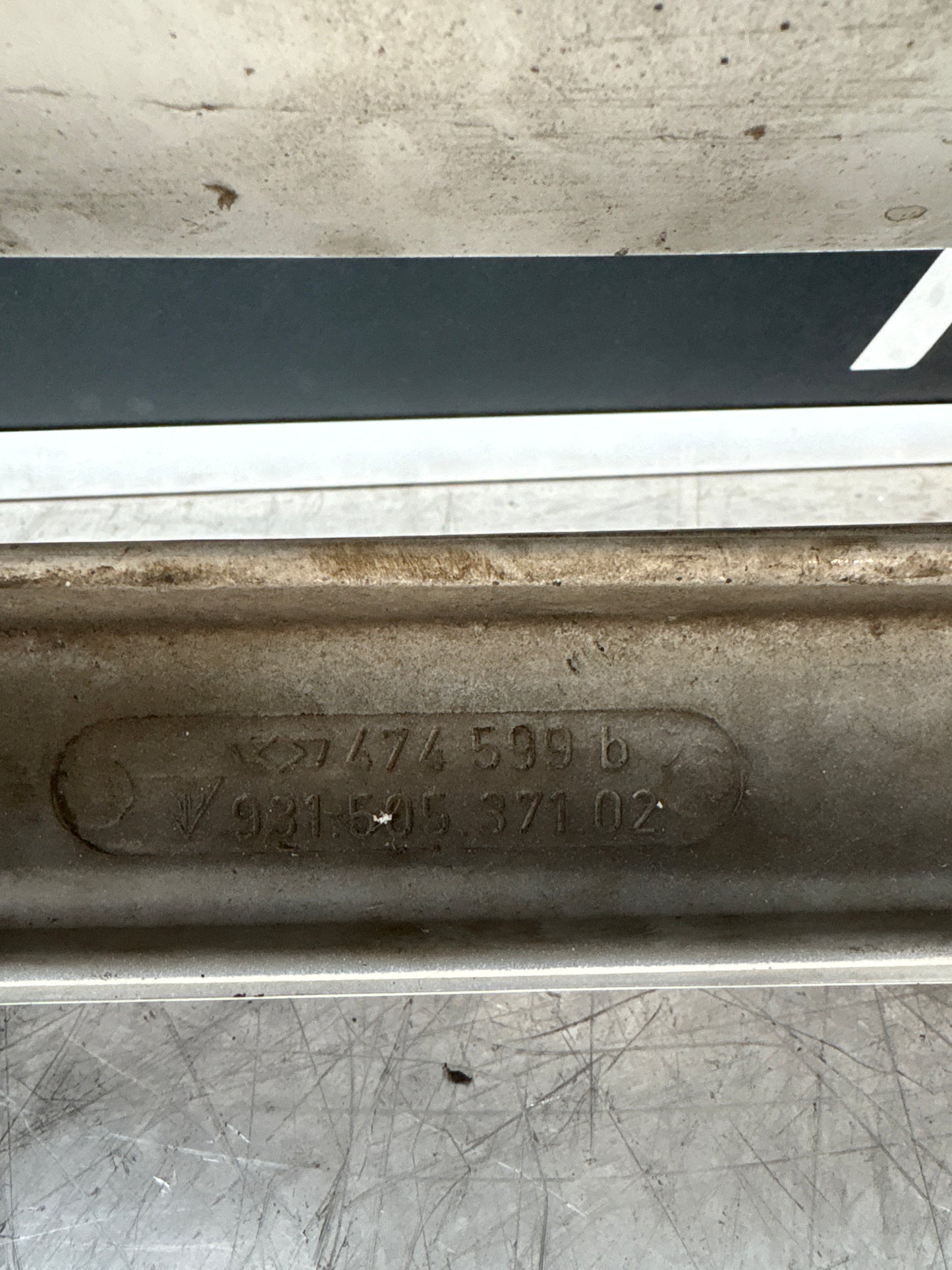 Porsche 944 Front spoiler, valance with fog light used 93150537105